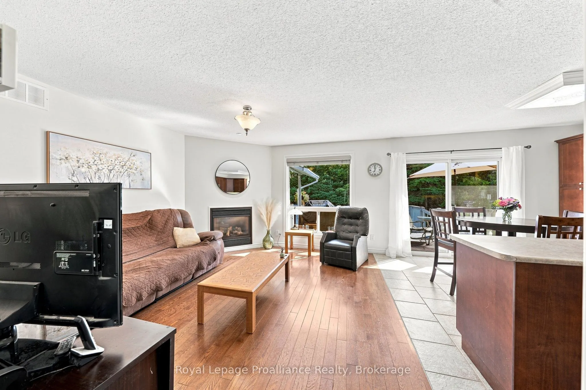 9 Seneca Drive
