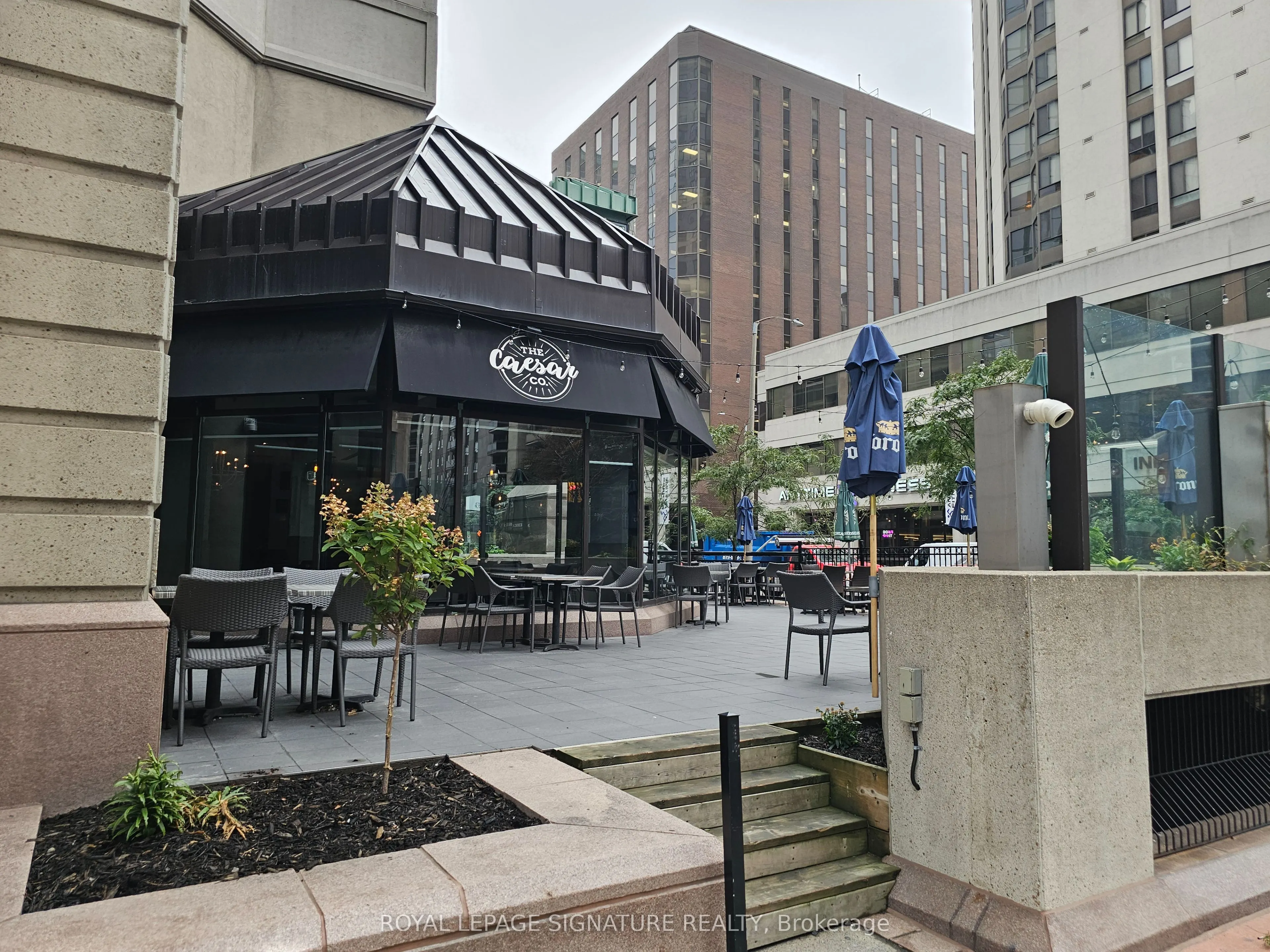 189 Lyon Street N