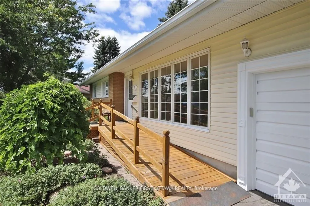 74 HILLIARD Avenue