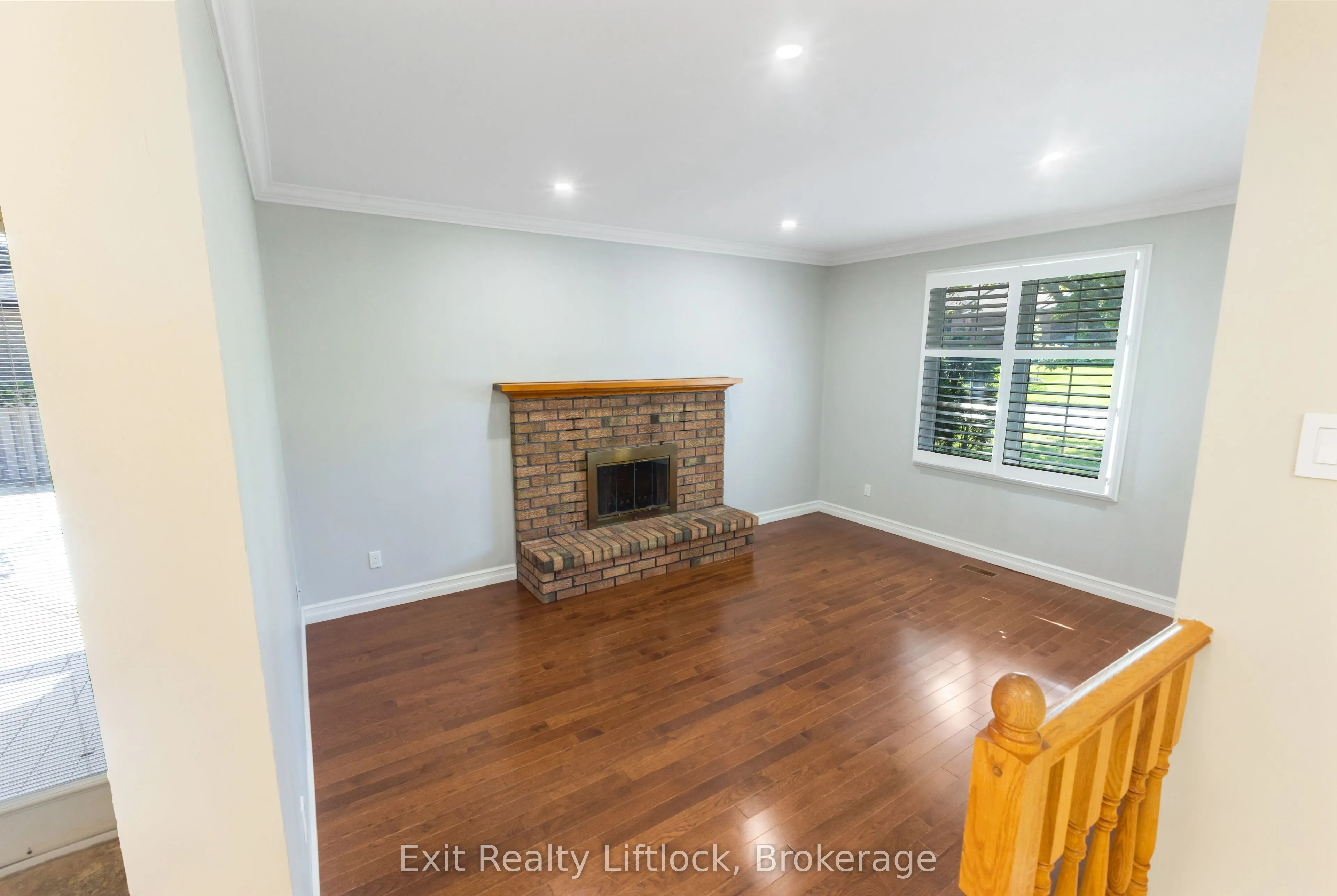 958 Smithside Court