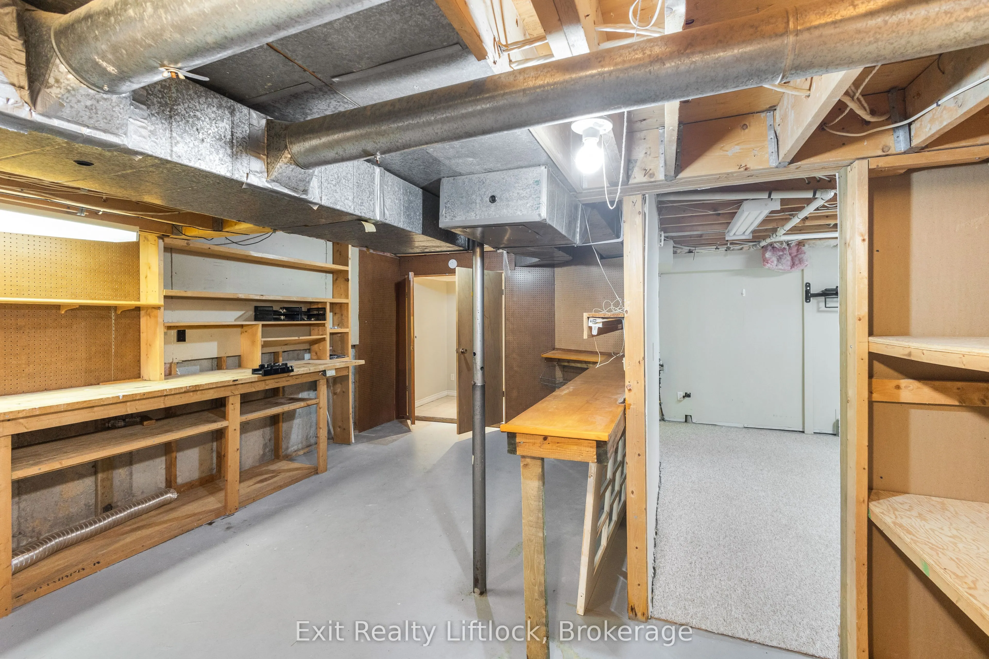 958 Smithside Court