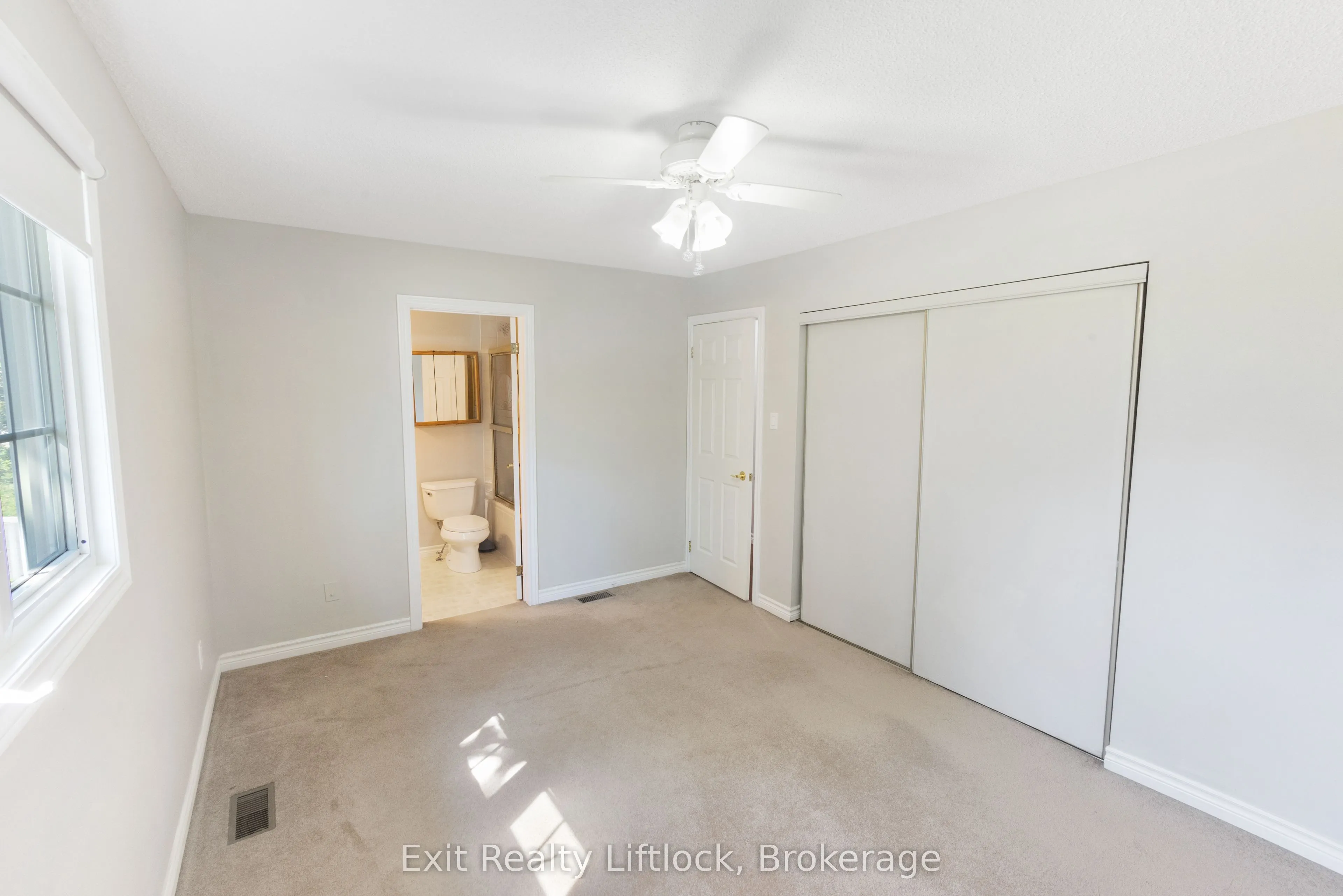 958 Smithside Court
