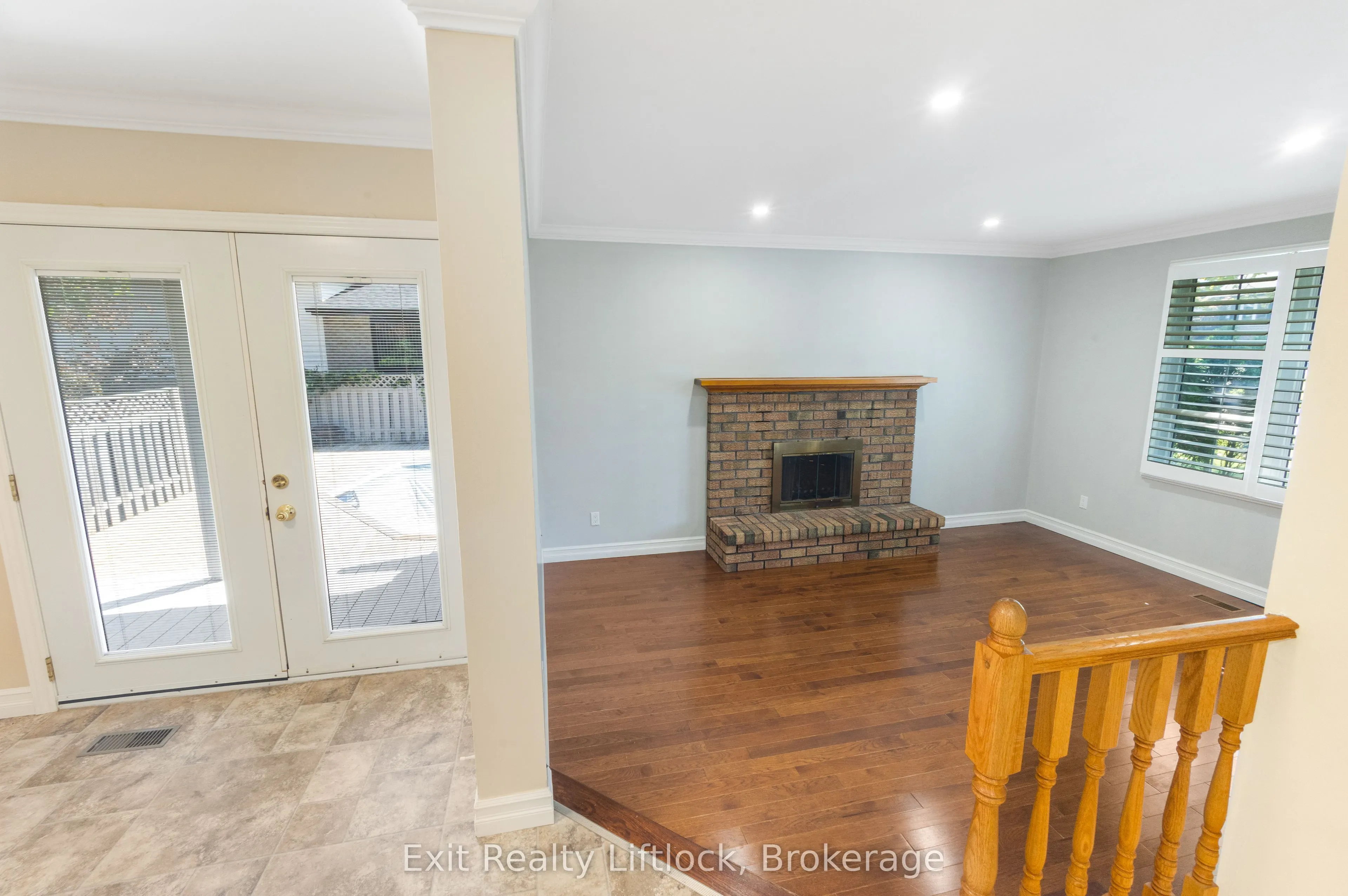 958 Smithside Court
