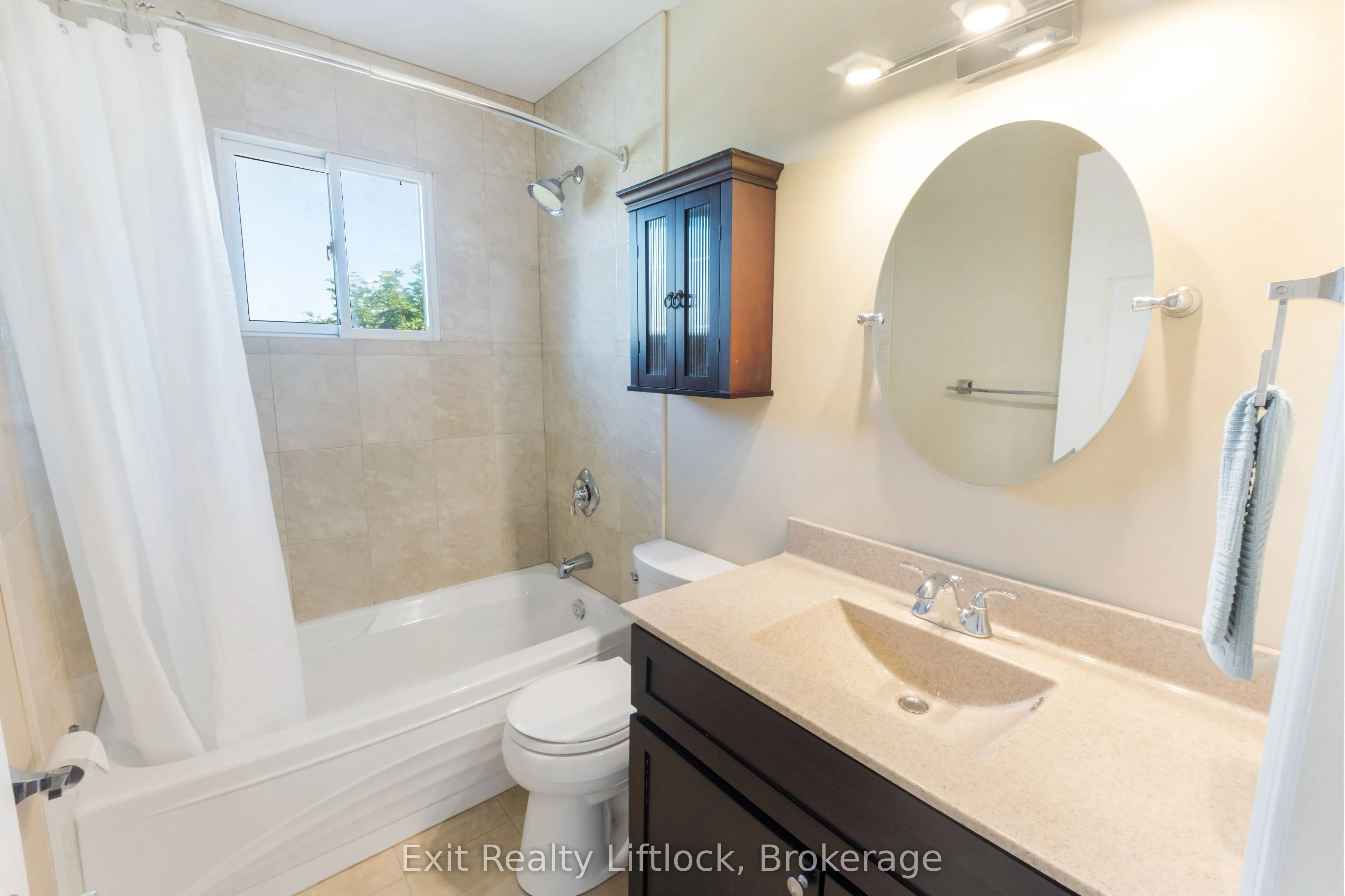 958 Smithside Court