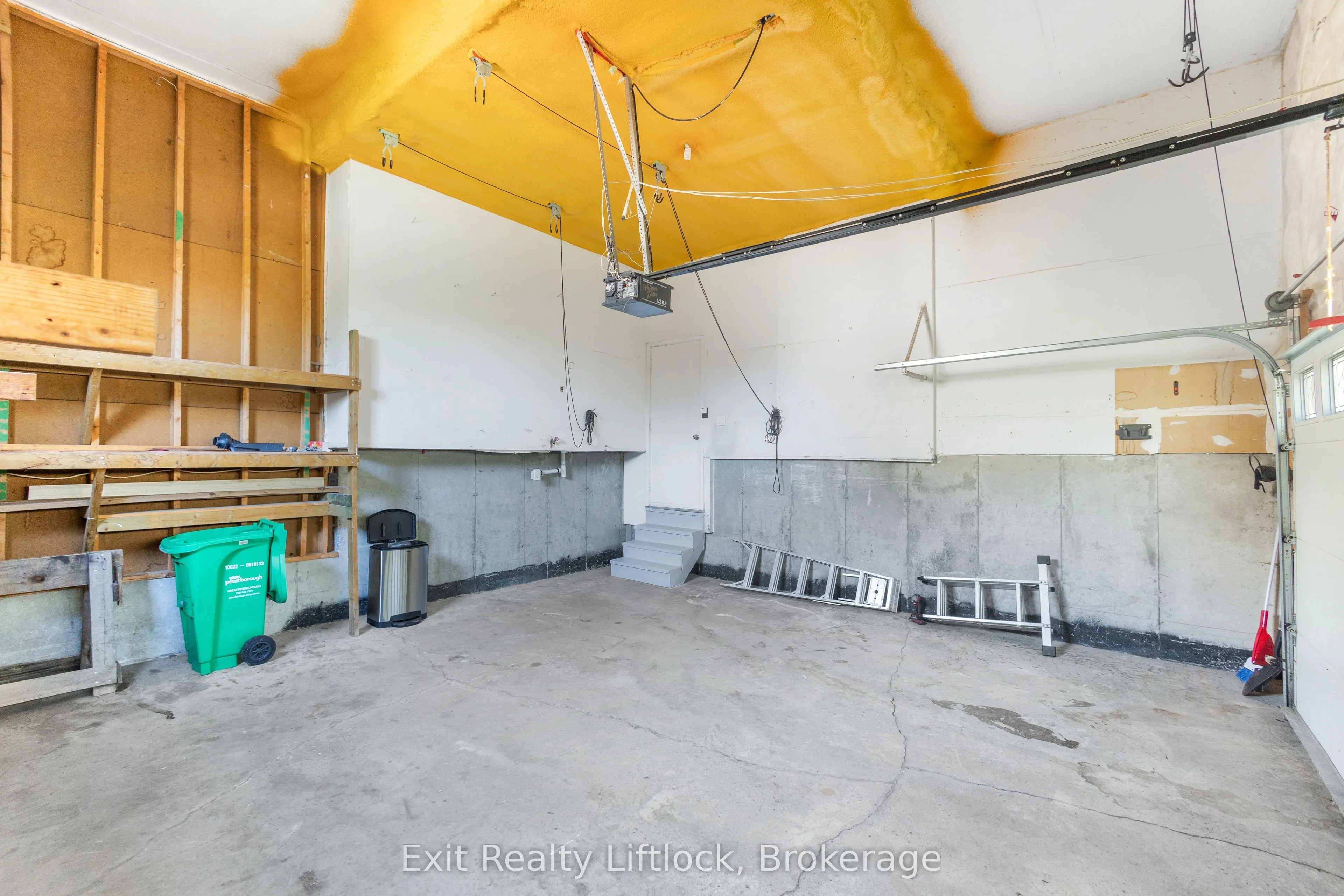 958 Smithside Court