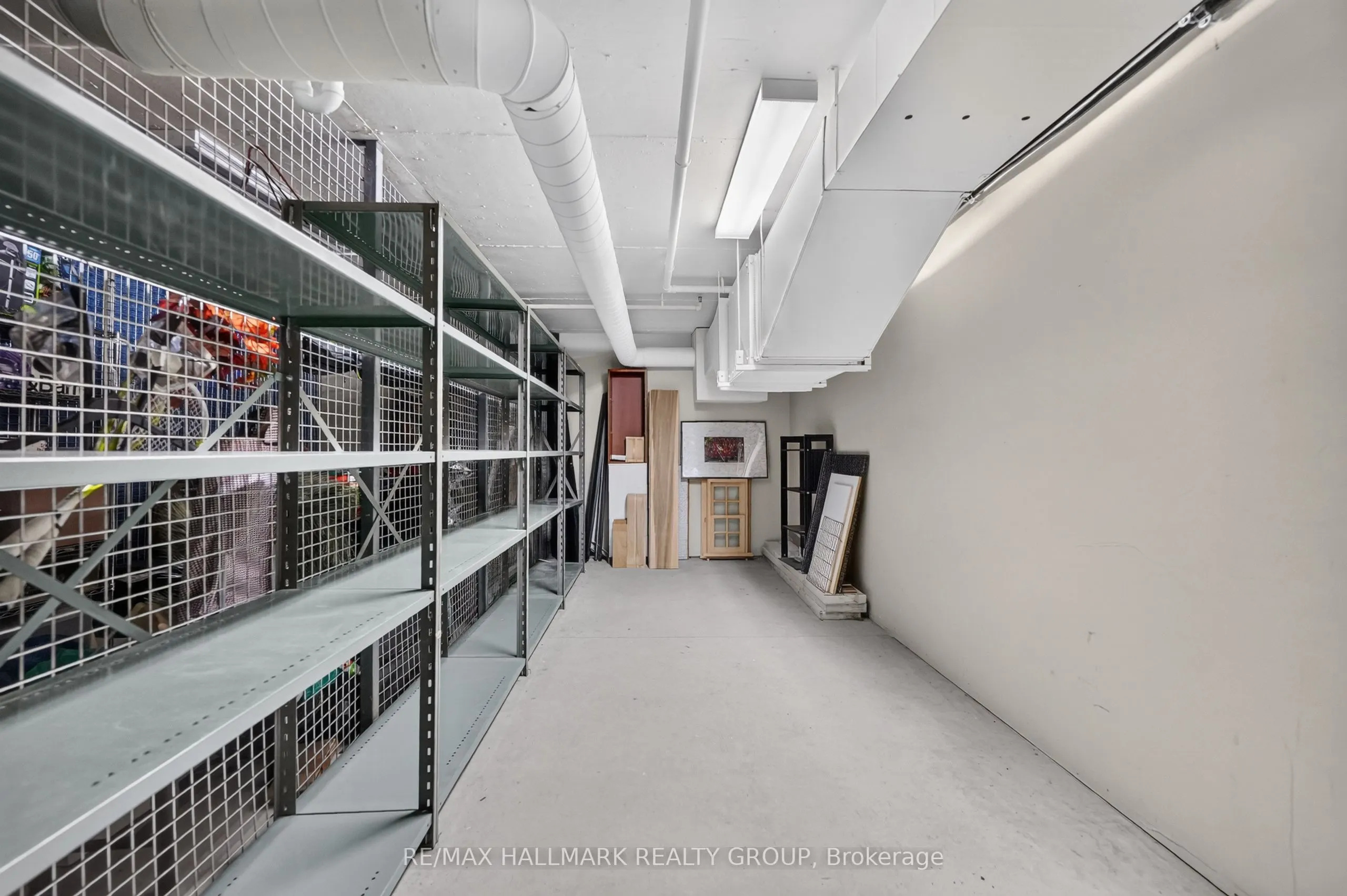 419 Laurier Avenue E #101