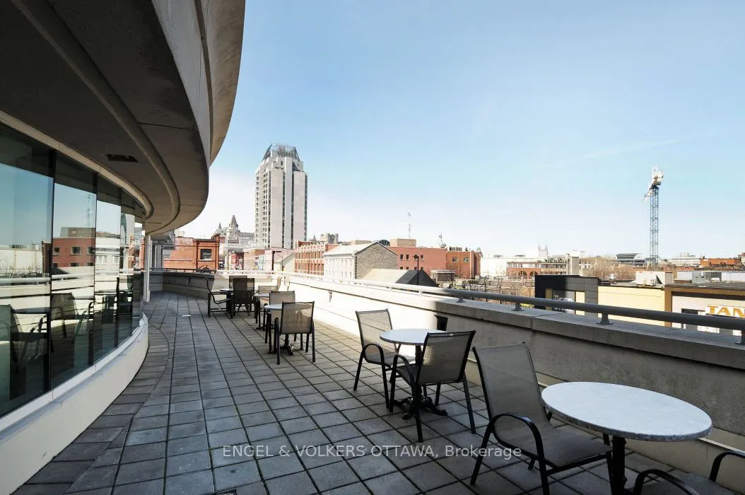 234 Rideau Street #902