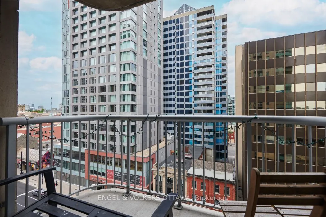 234 Rideau Street #902