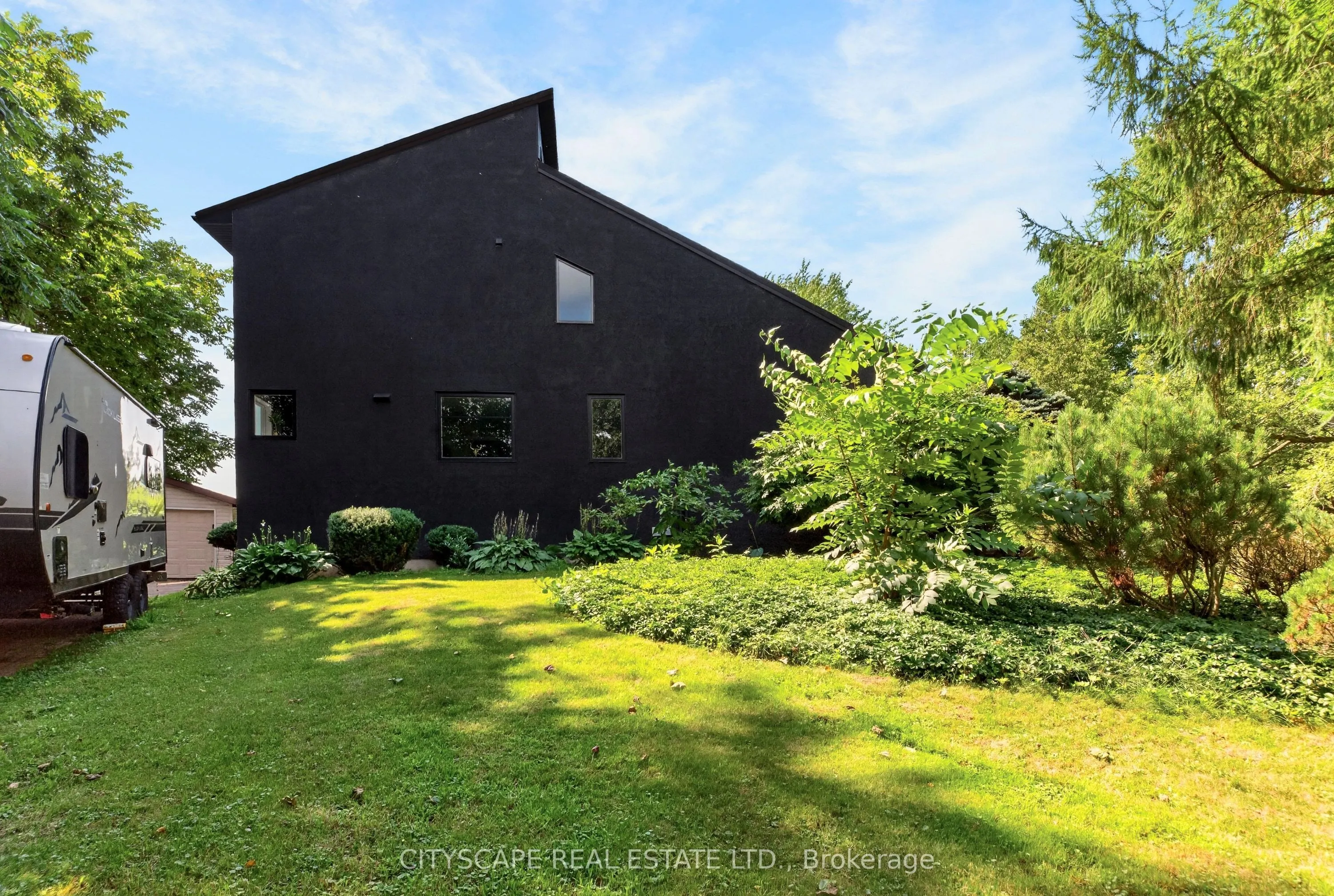 5 Firelane 14b Road