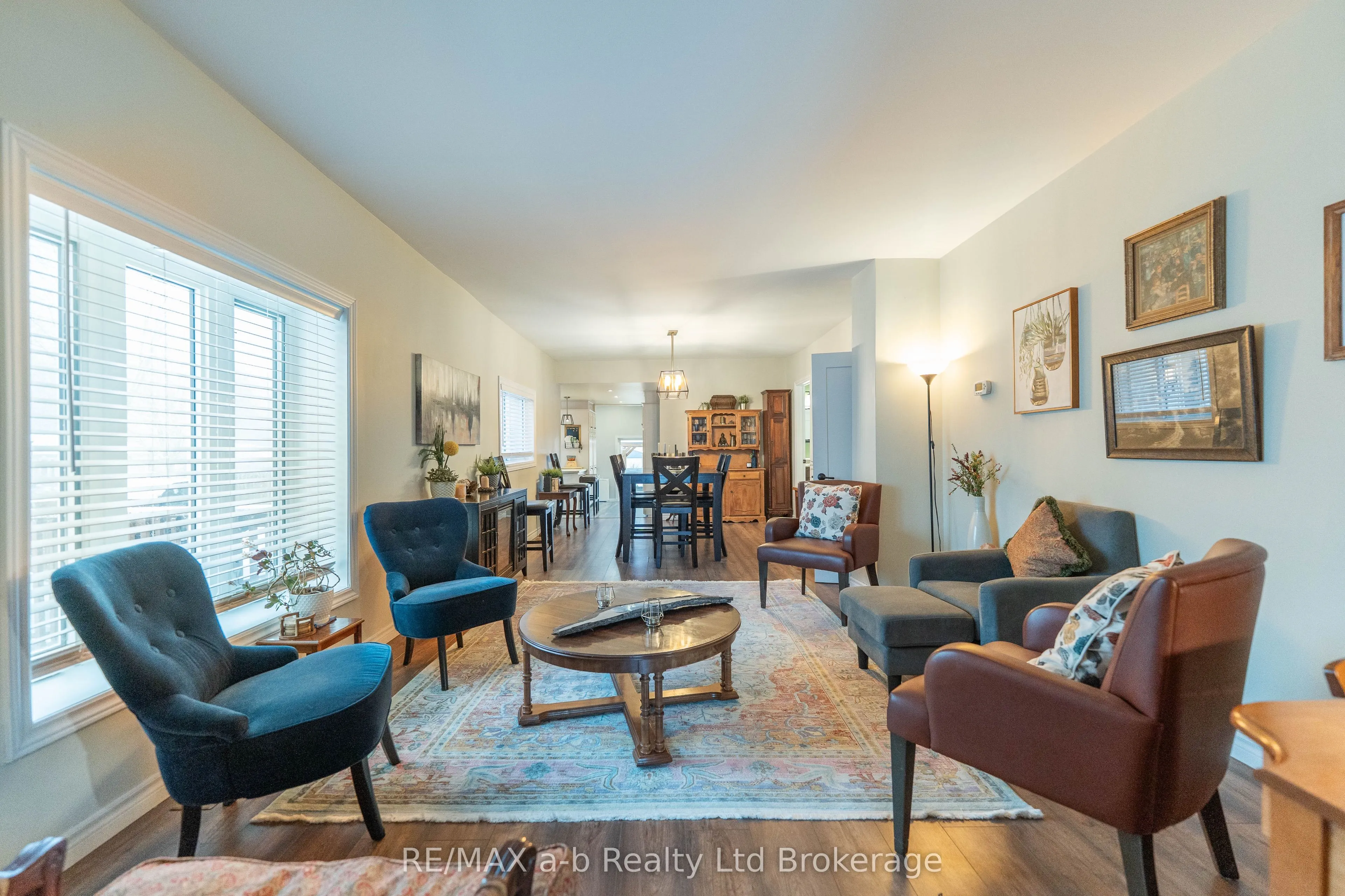 13 Potters Road N