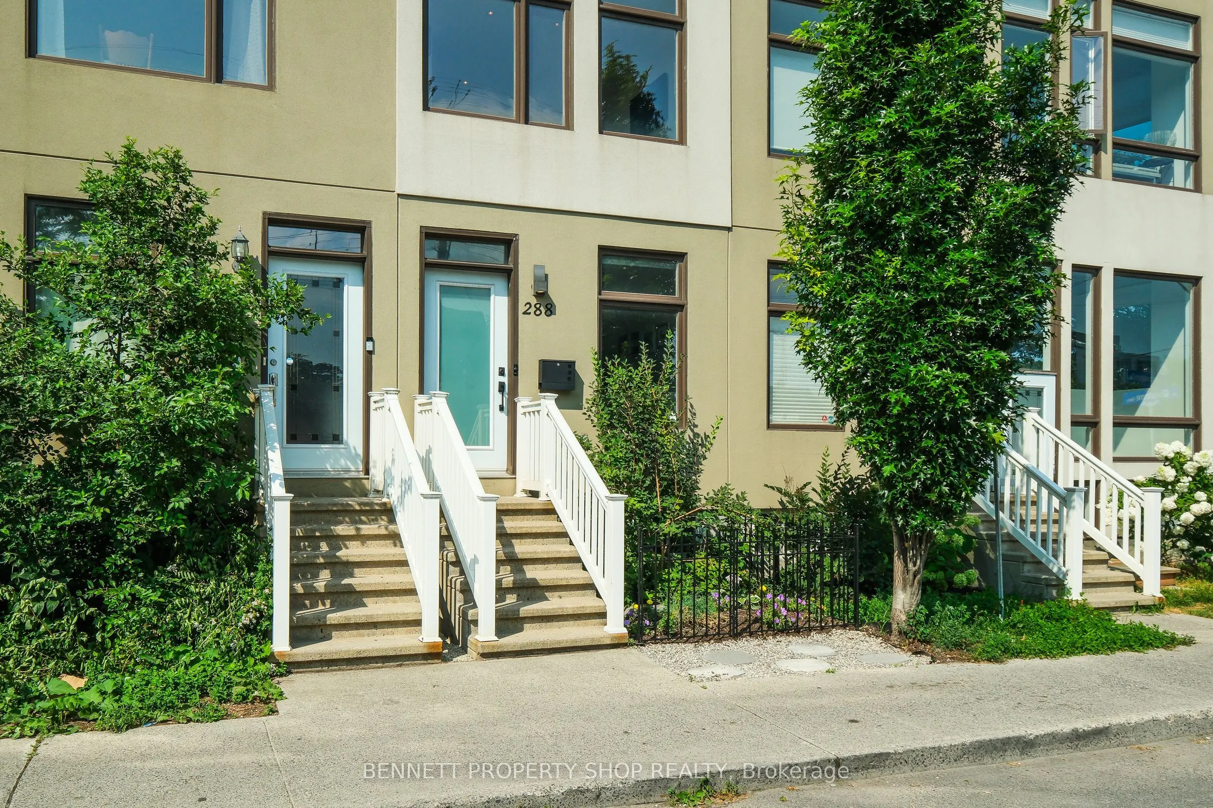 288 Cambridge Street N