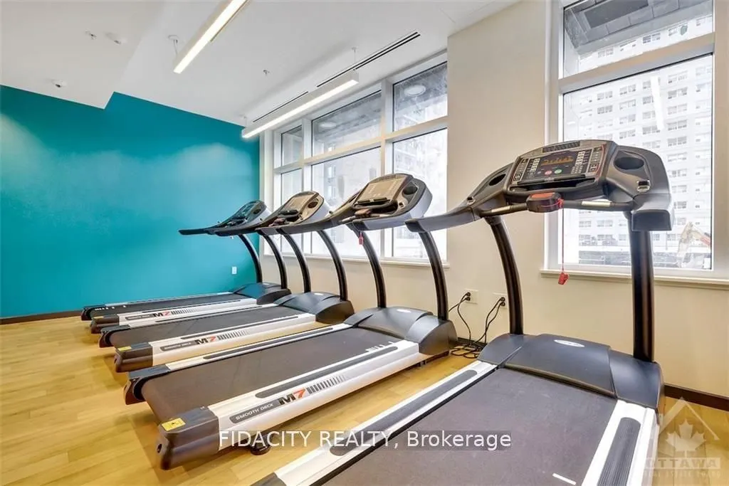 105 Champagne Avenue S #1915