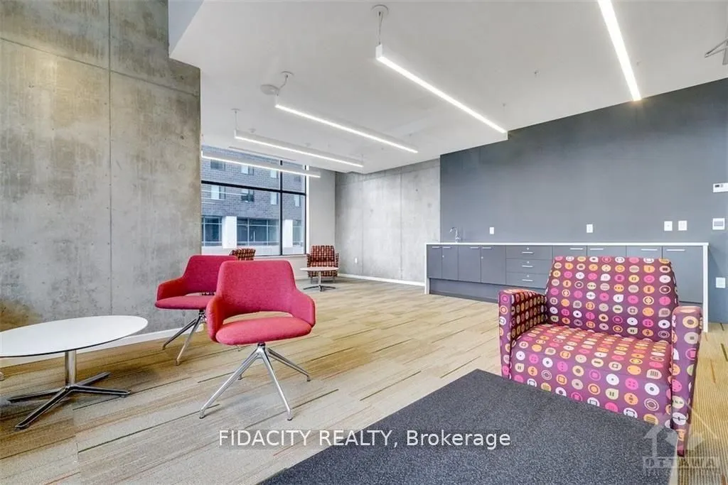 105 Champagne Avenue S #2908