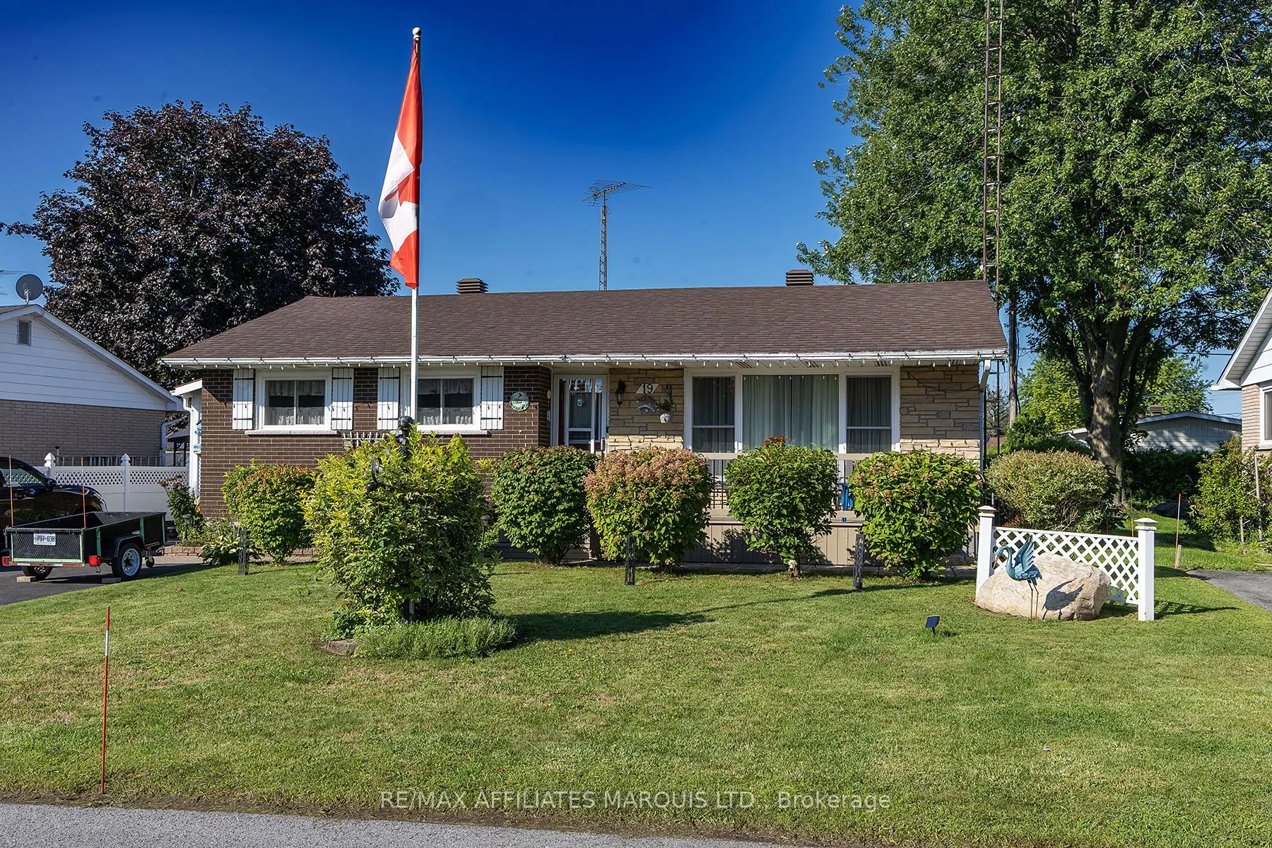 19 Orchard Way