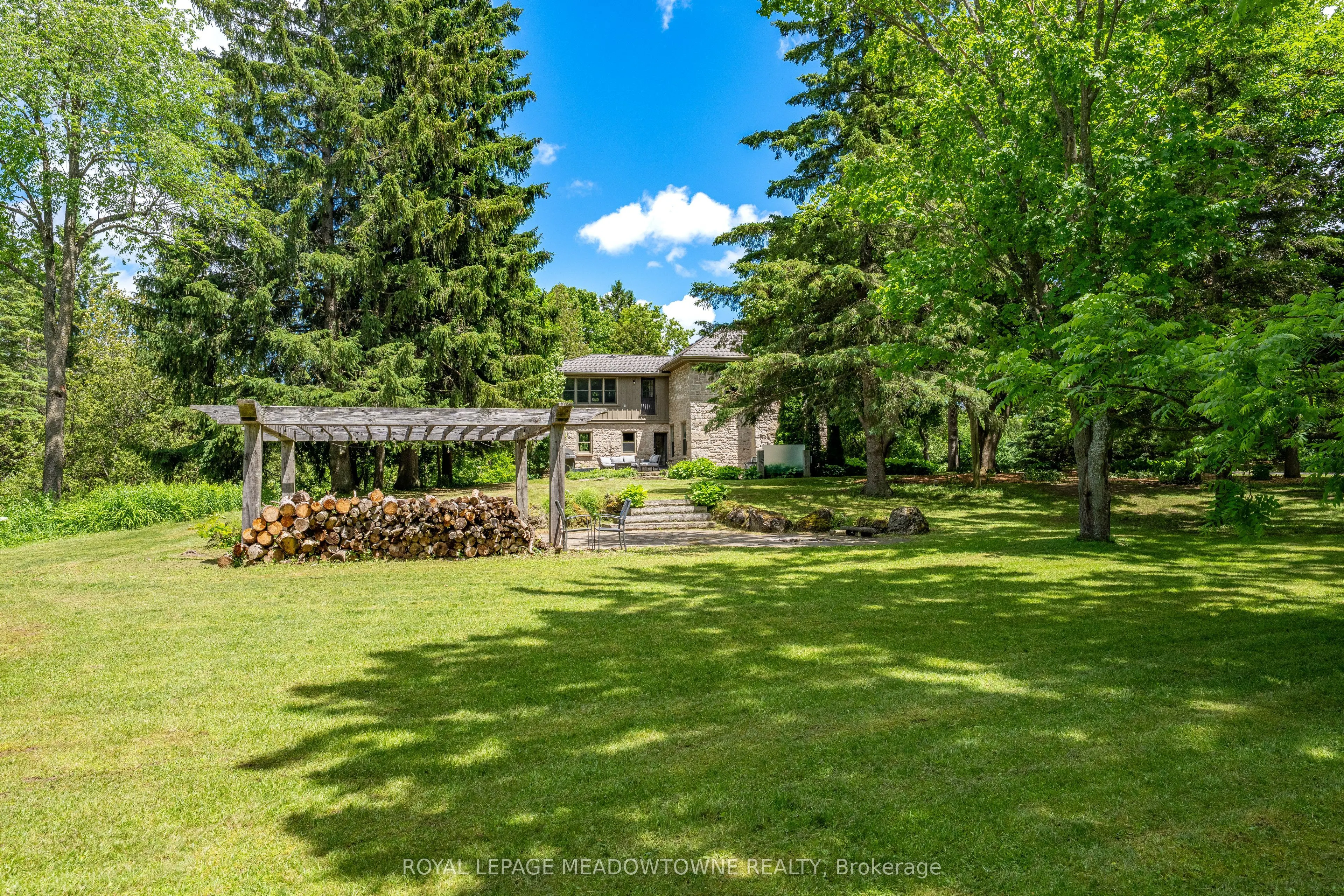5405 Wellington Rd 52
