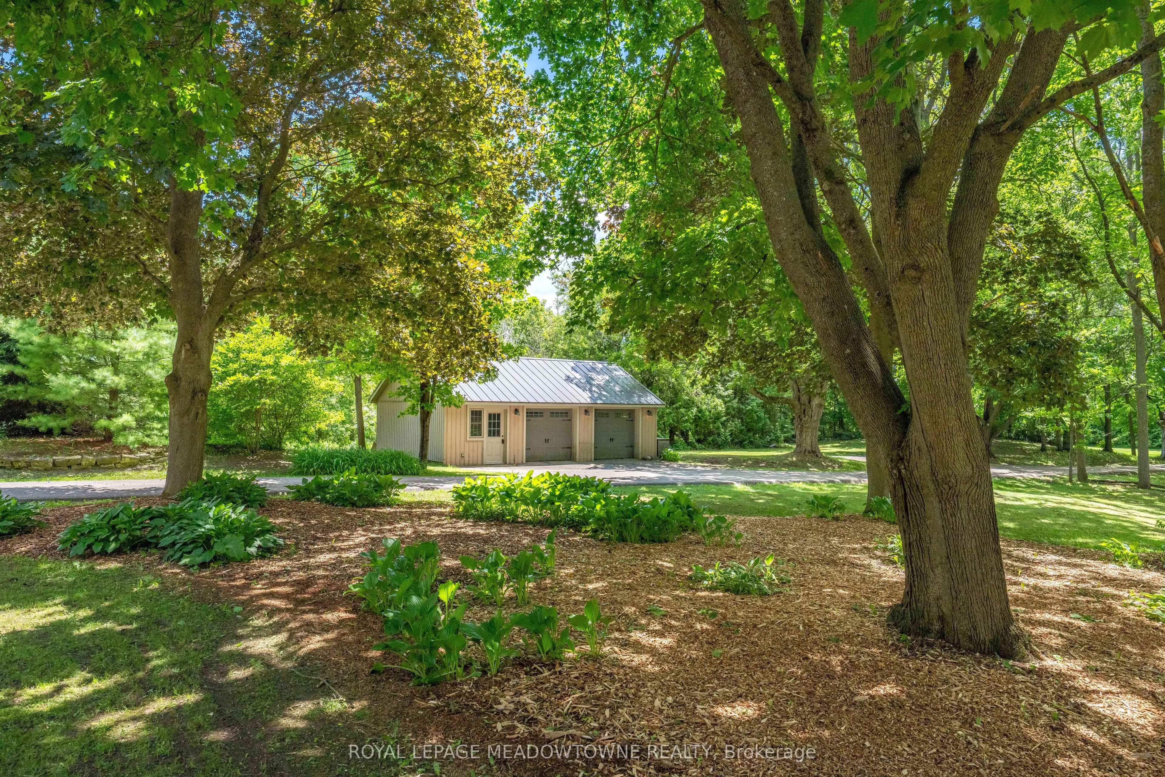 5405 Wellington Rd 52