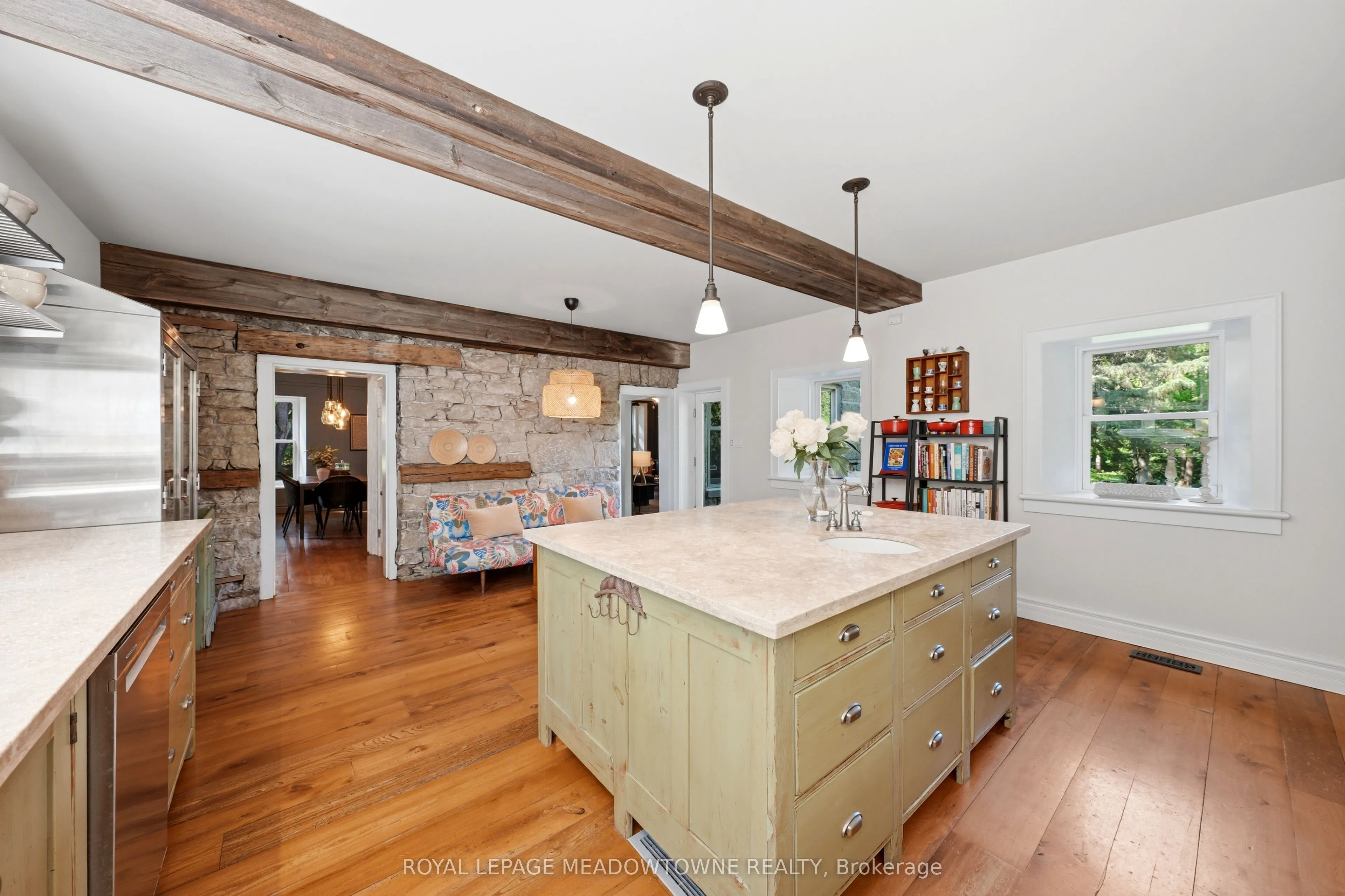 5405 Wellington Rd 52