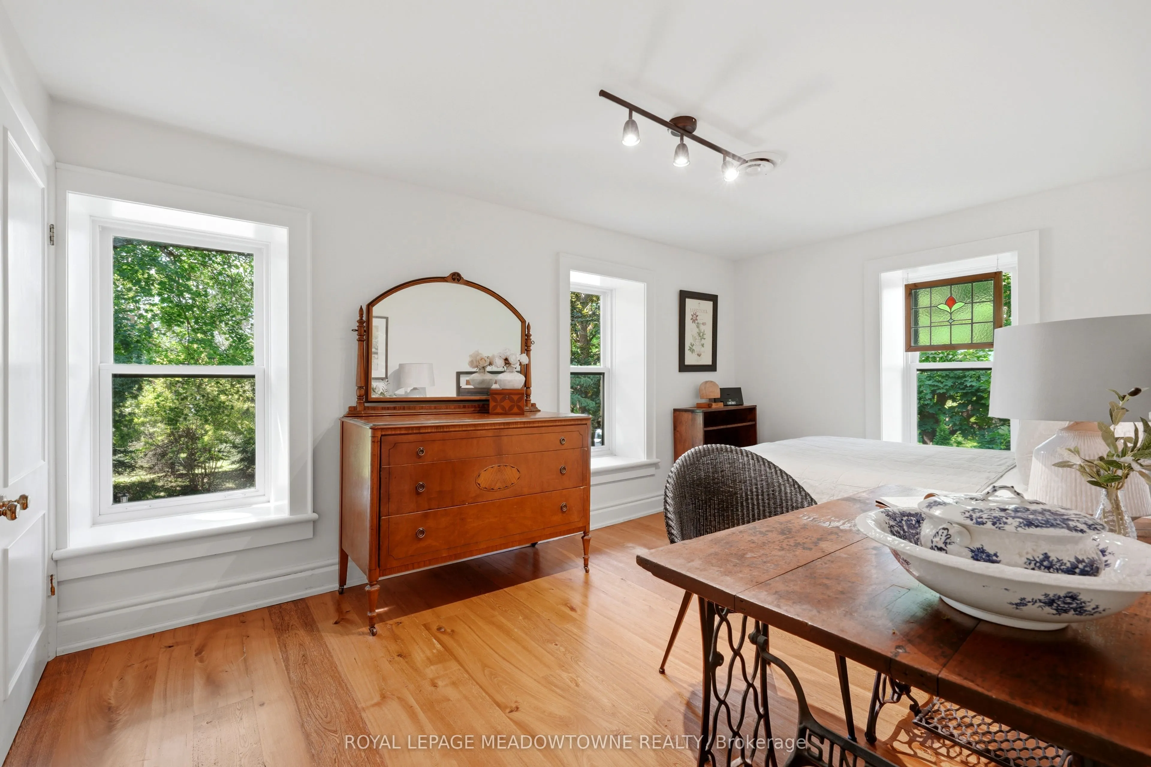 5405 Wellington Rd 52