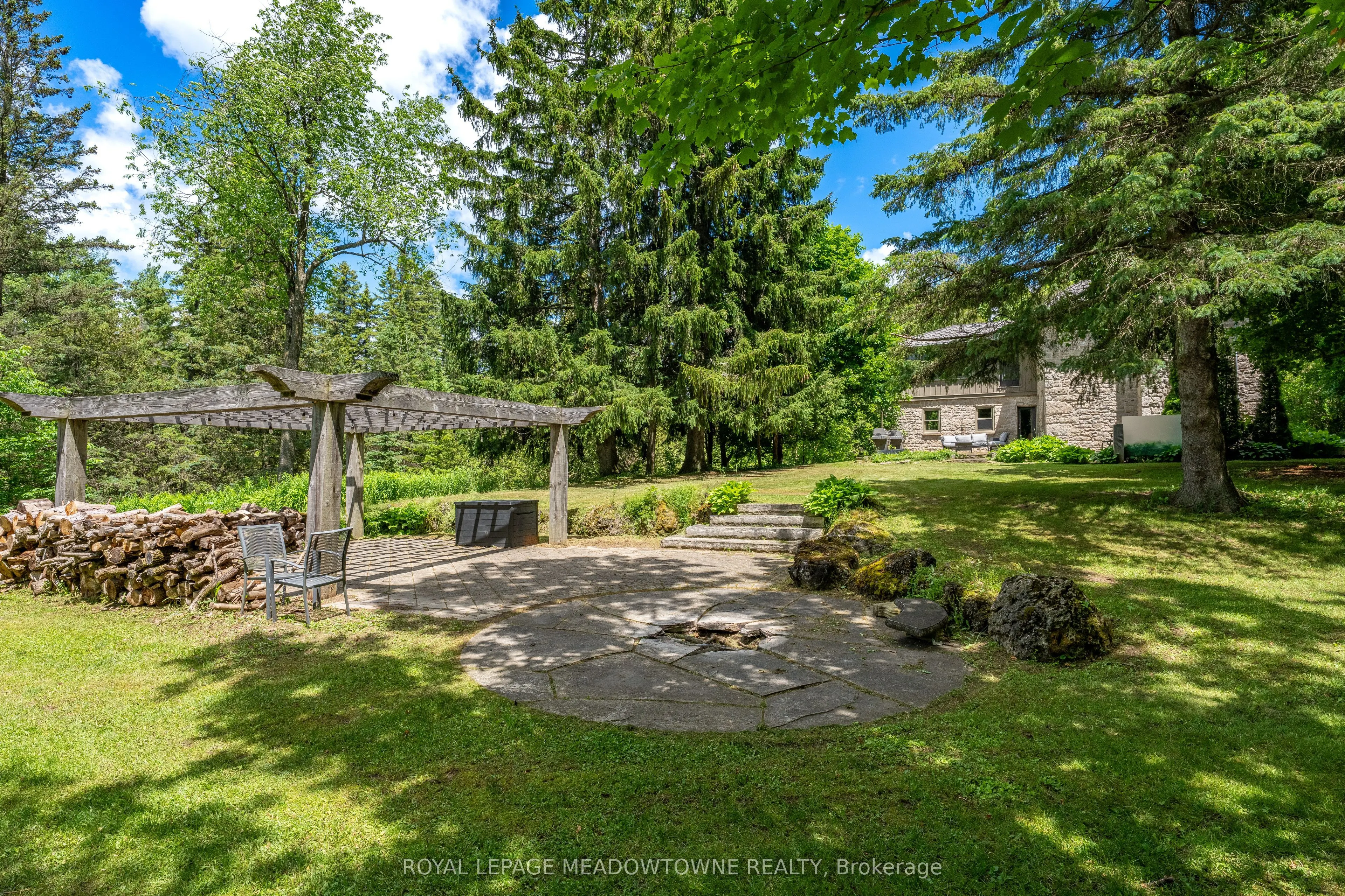 5405 Wellington Rd 52