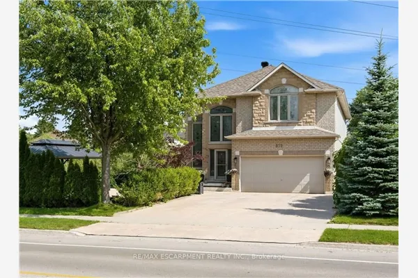 575 Stonehenge Drive