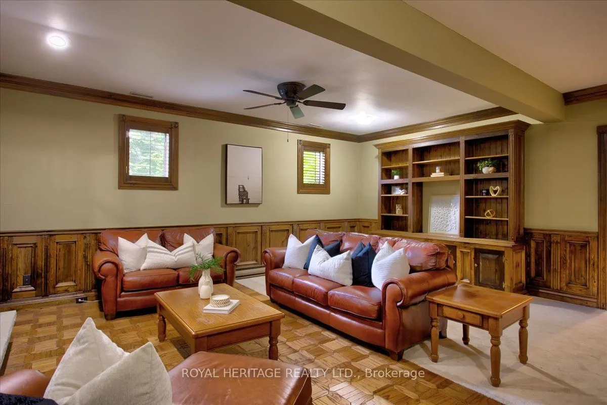5 GOVERNORS Drive