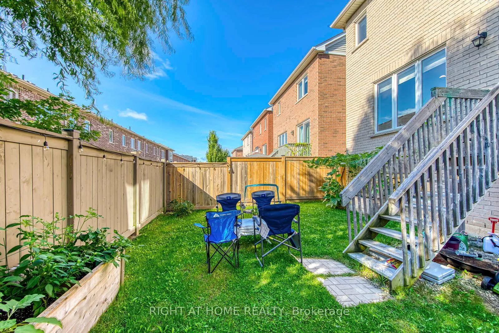 40 Stillwater Crescent