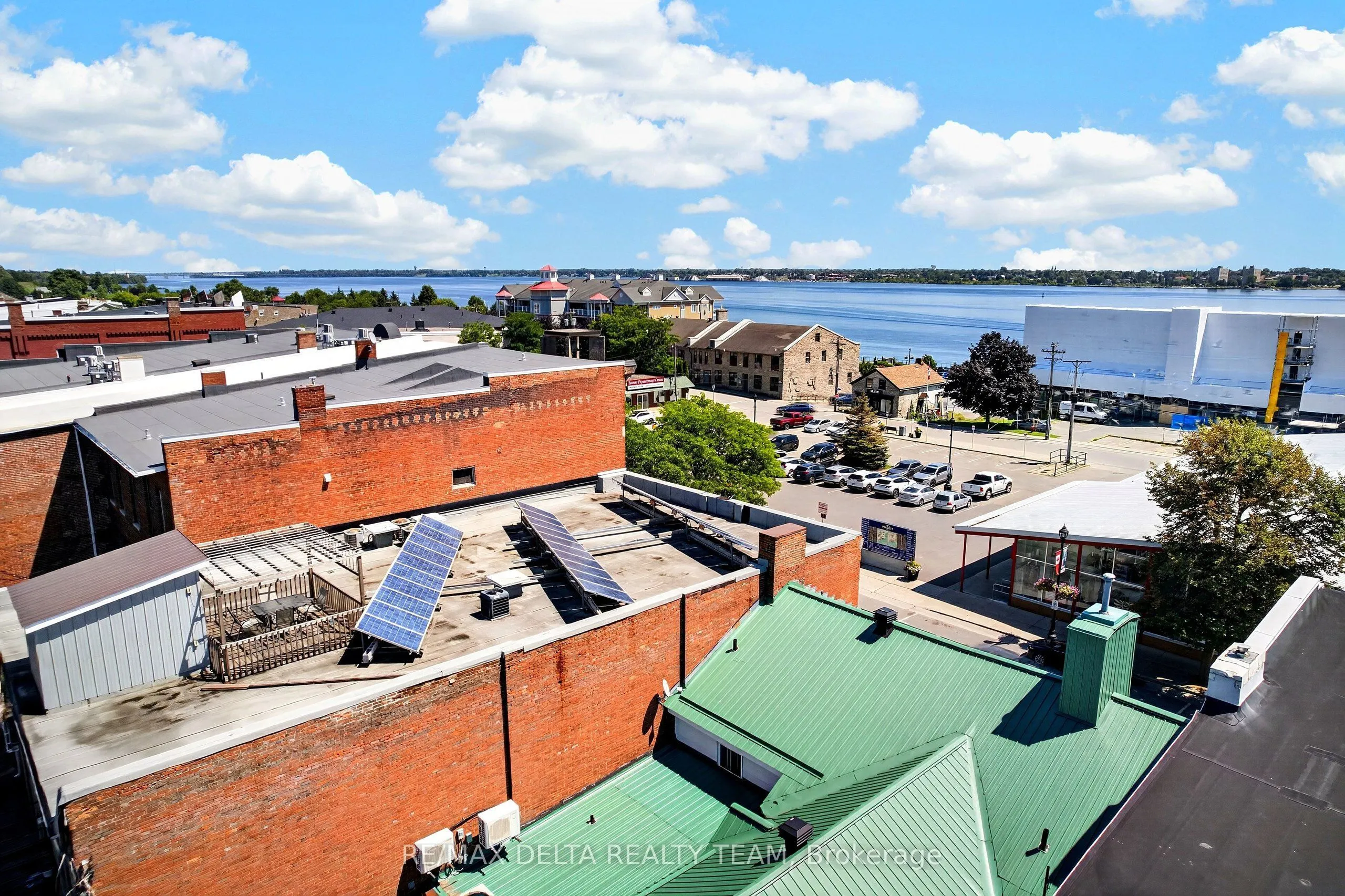 232-228 King Street W