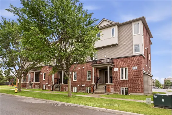 270 Espin Heights #8