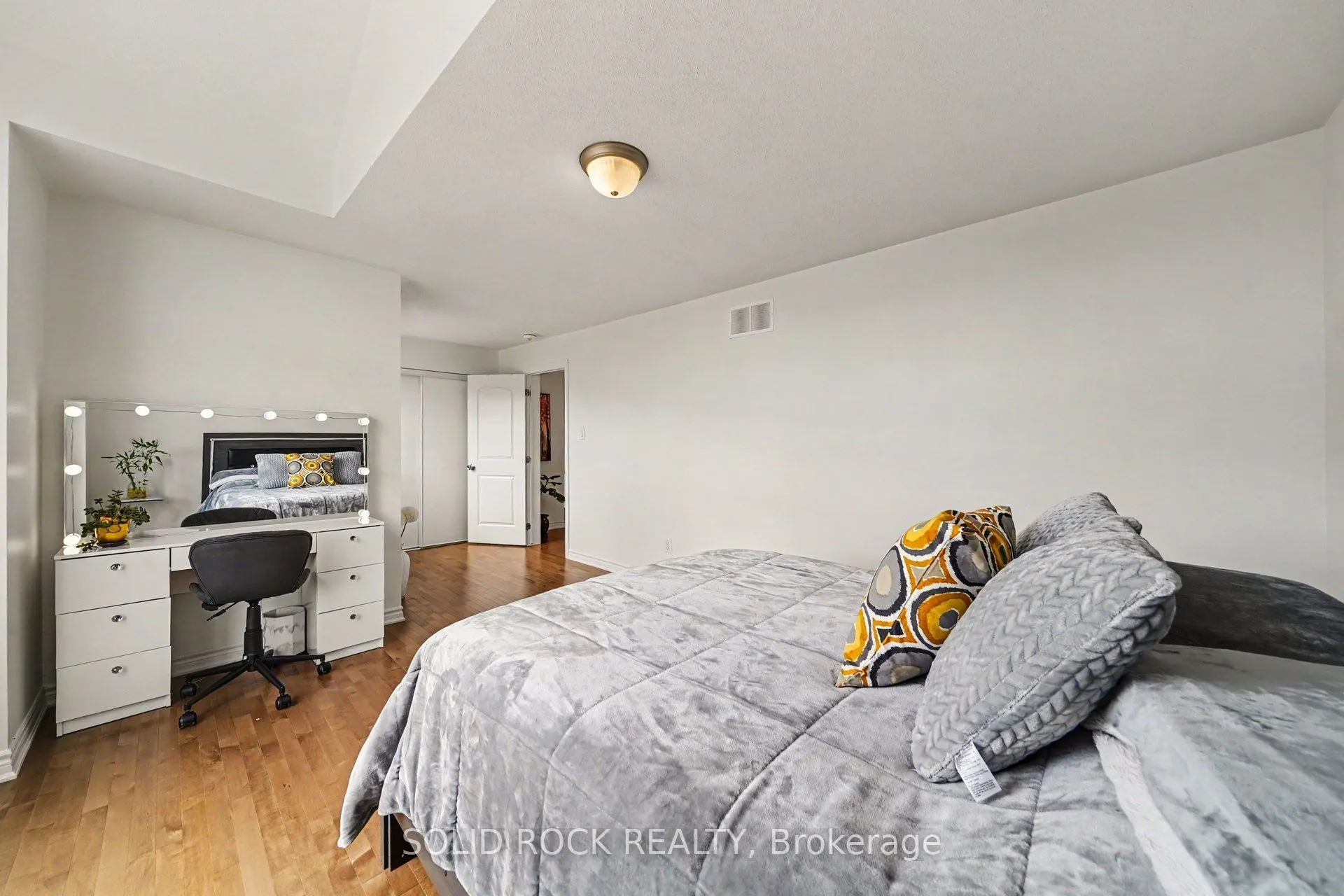 1011 Carden Lane