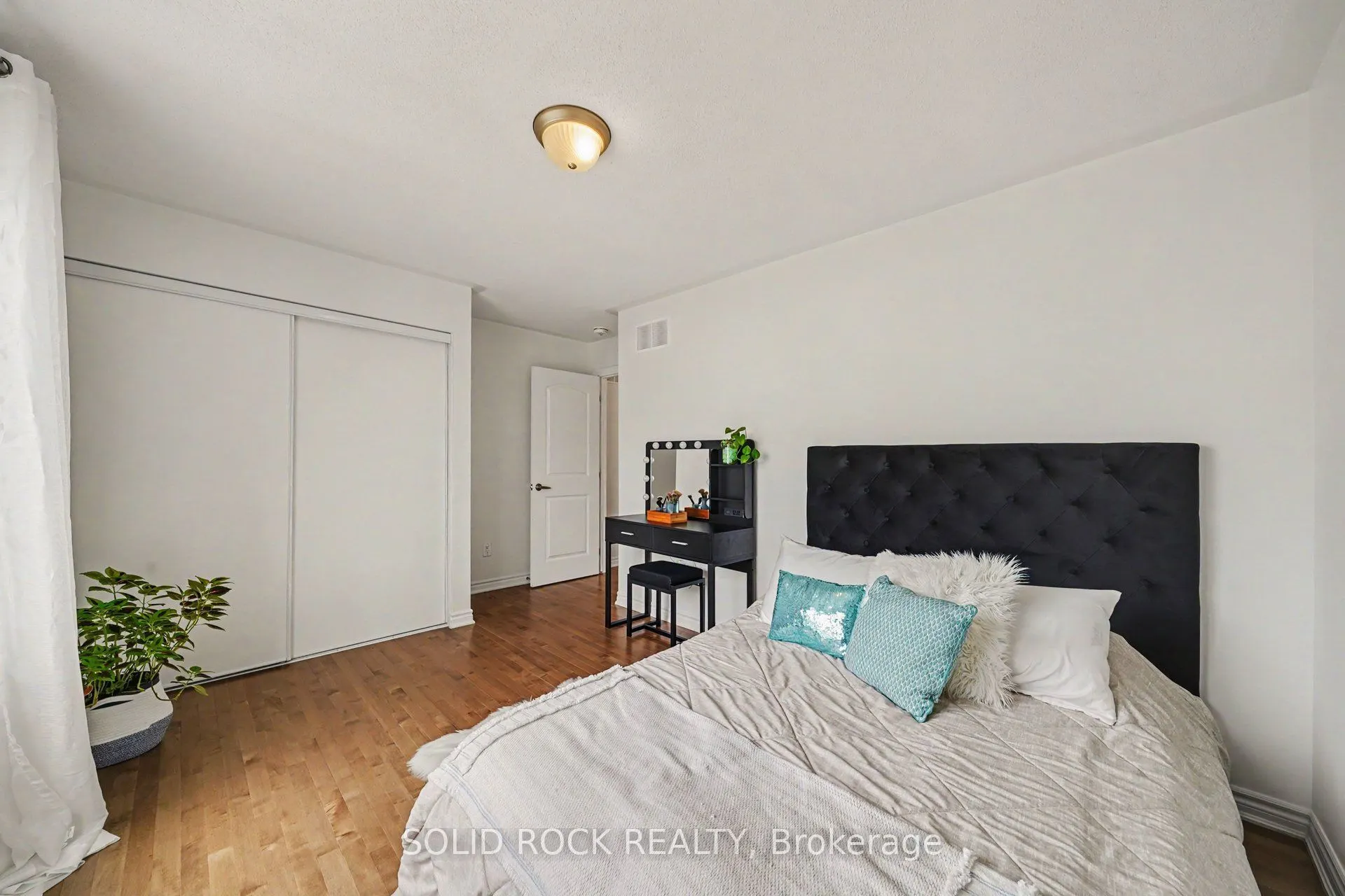 1011 Carden Lane