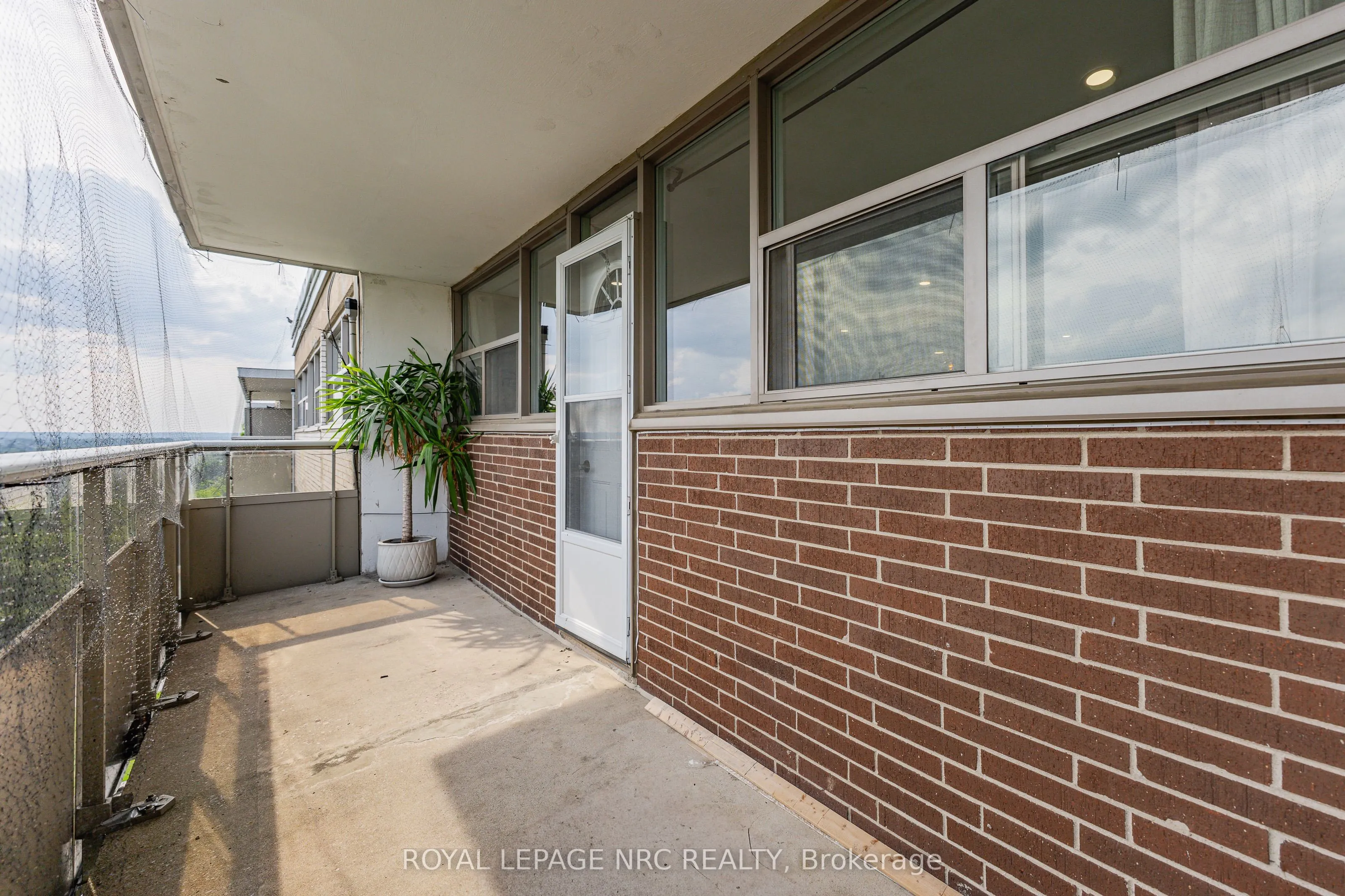 215 Glenridge Avenue #1510