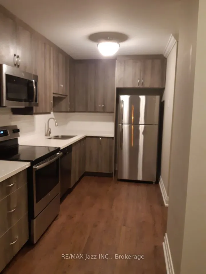 26 Spencer Street E #106