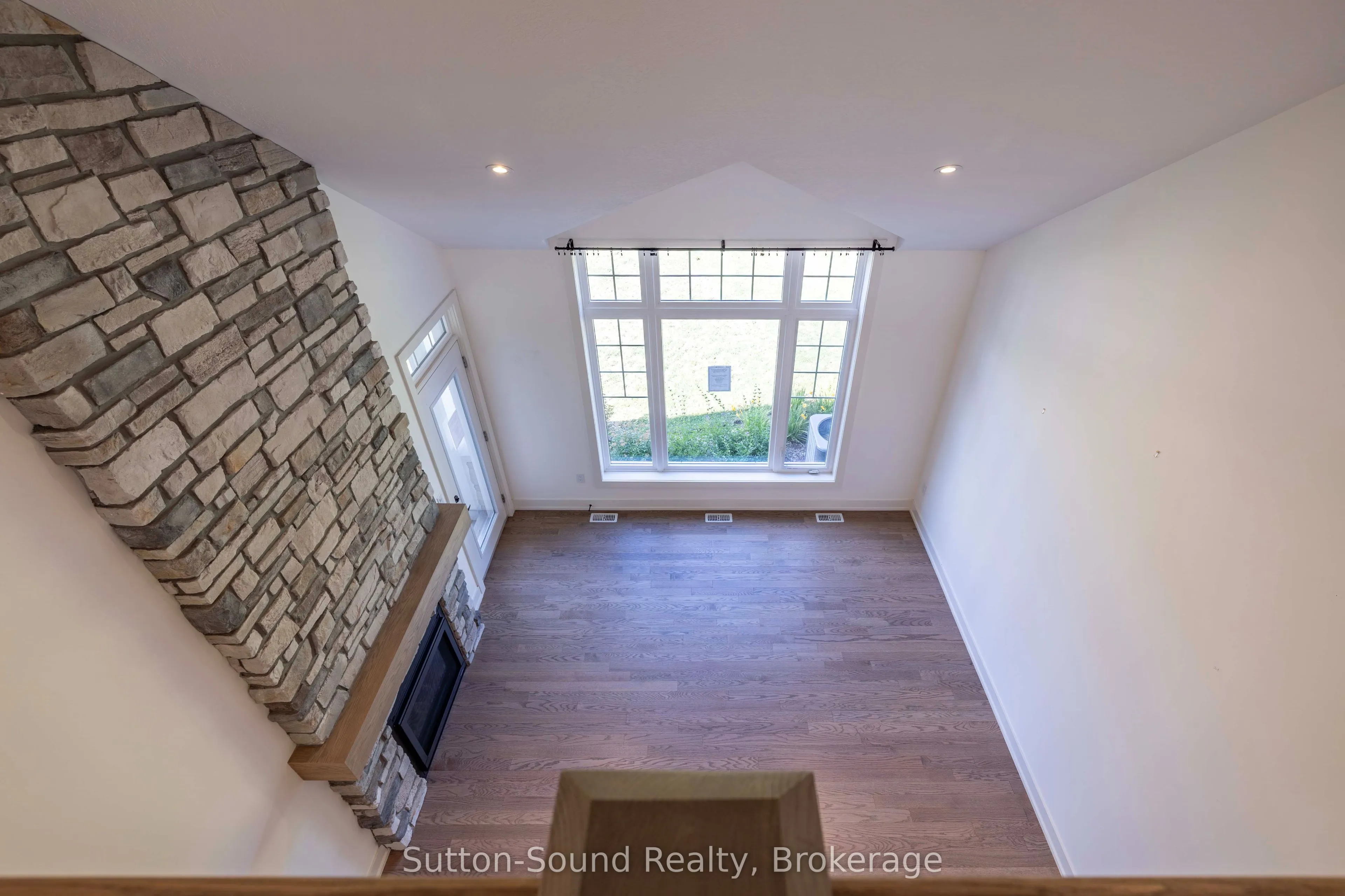 306 Sandpiper Lane #25