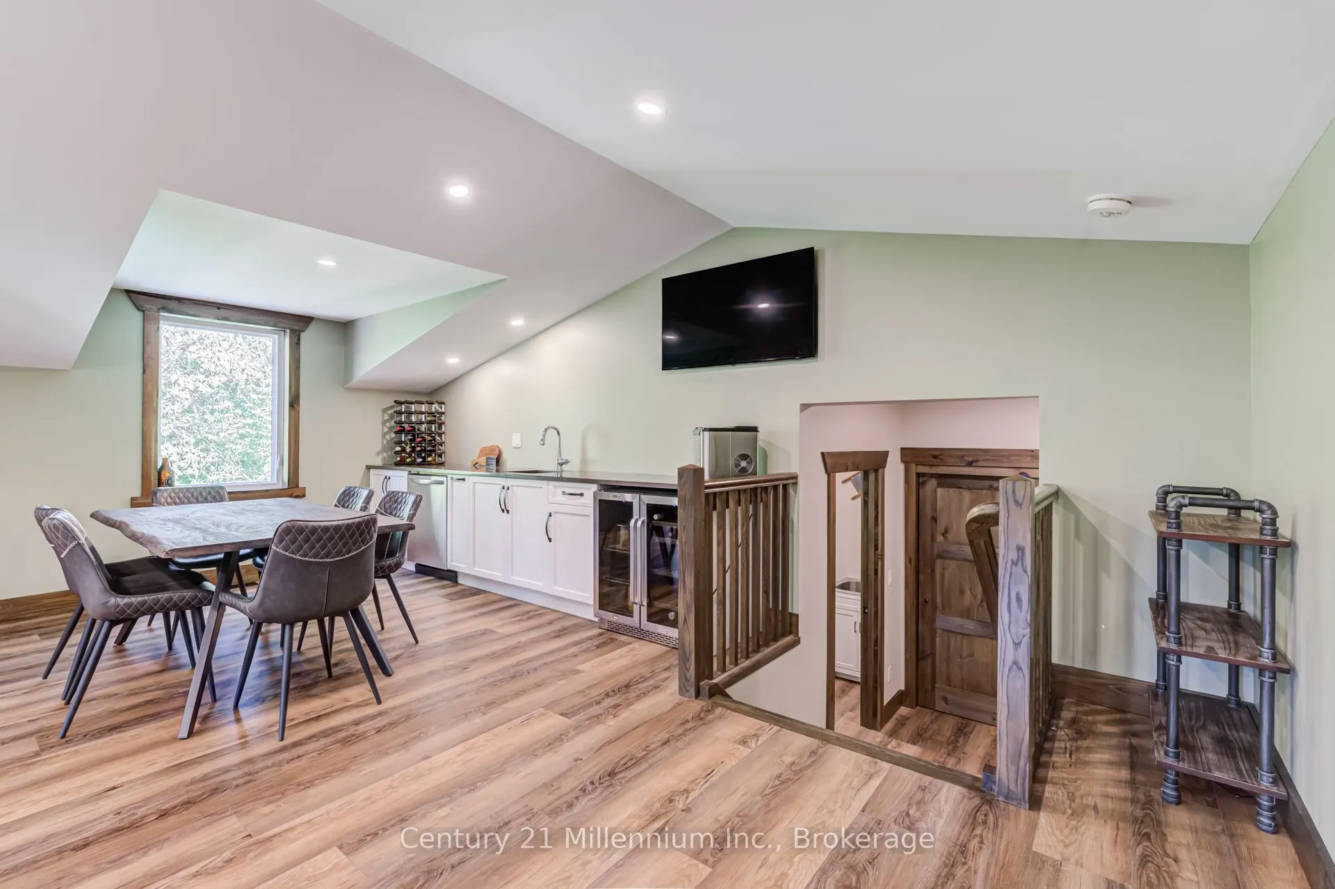 81 Parkside Avenue