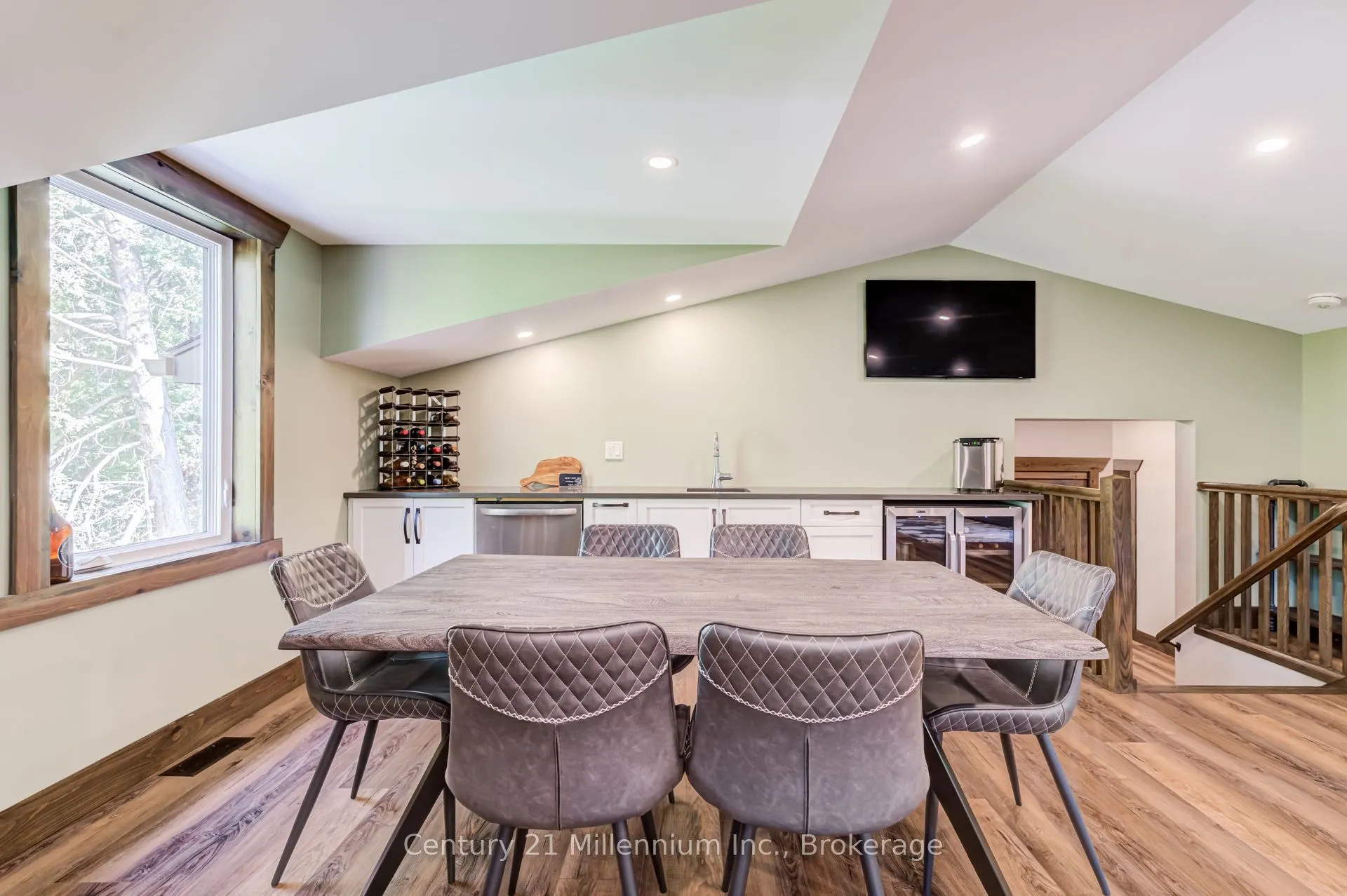 81 Parkside Avenue