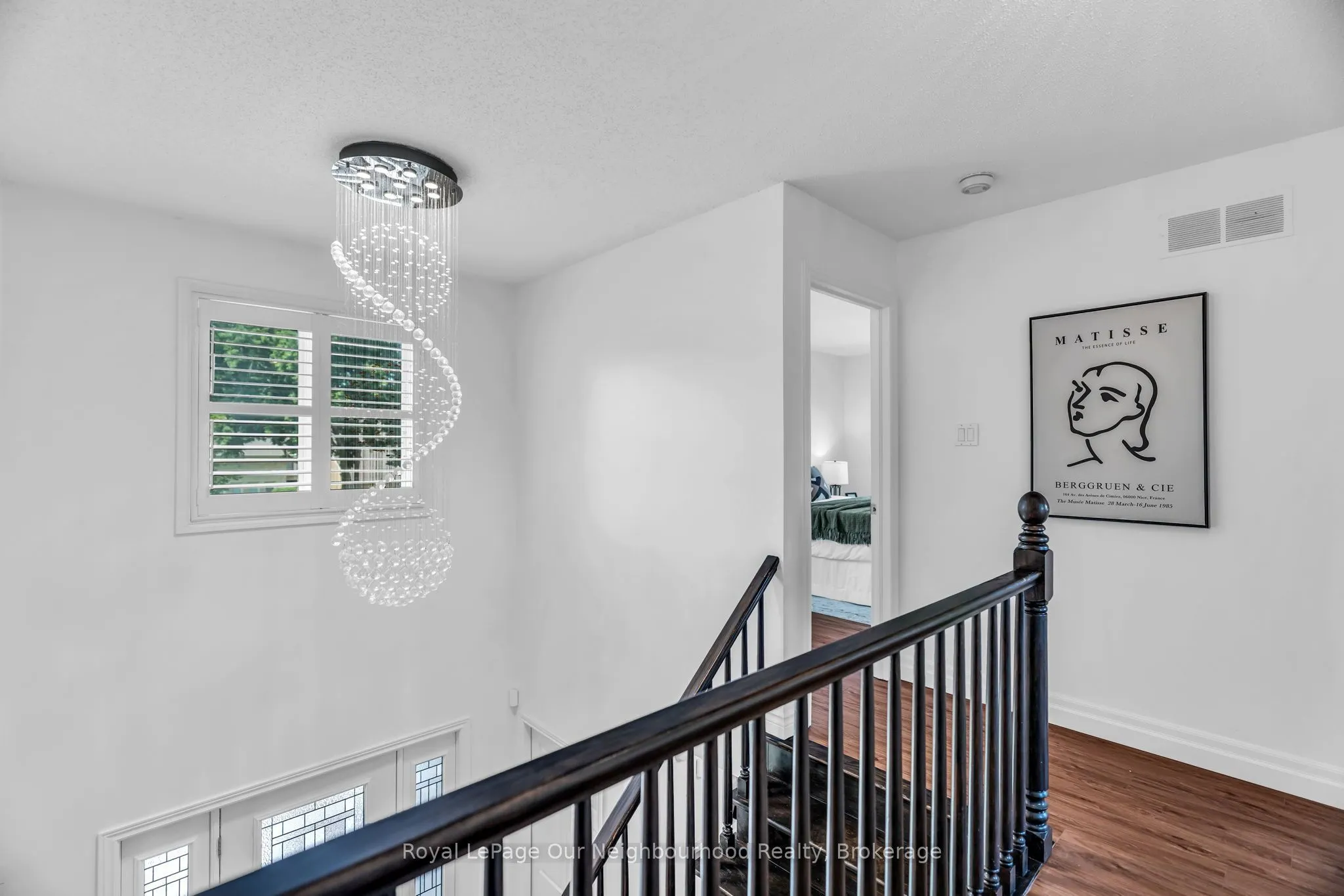 135 Kanata Crescent