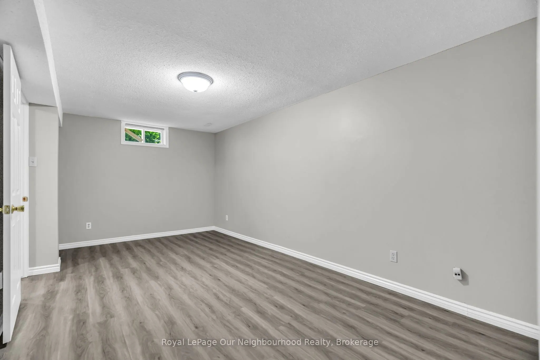 135 Kanata Crescent