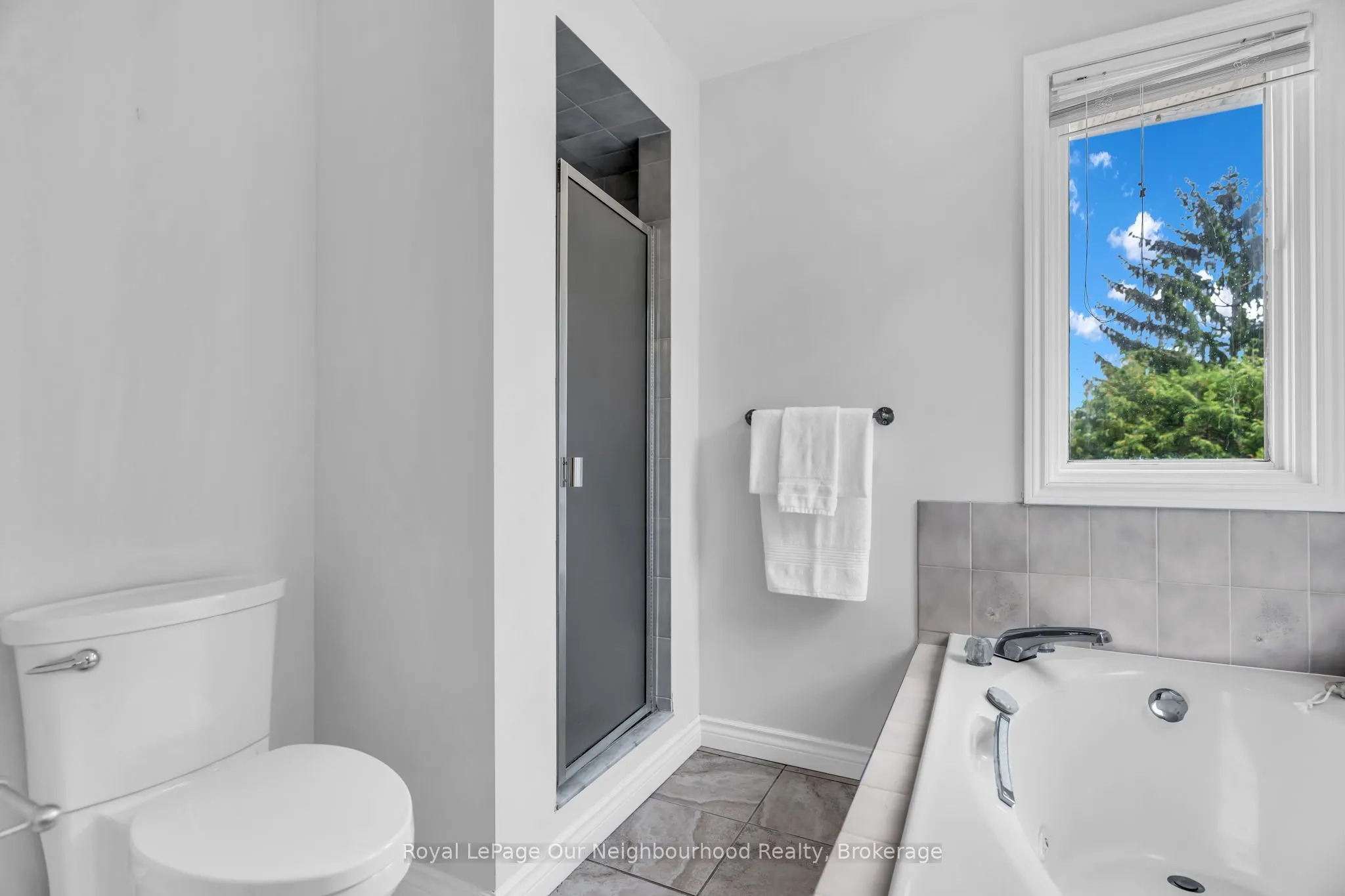 135 Kanata Crescent