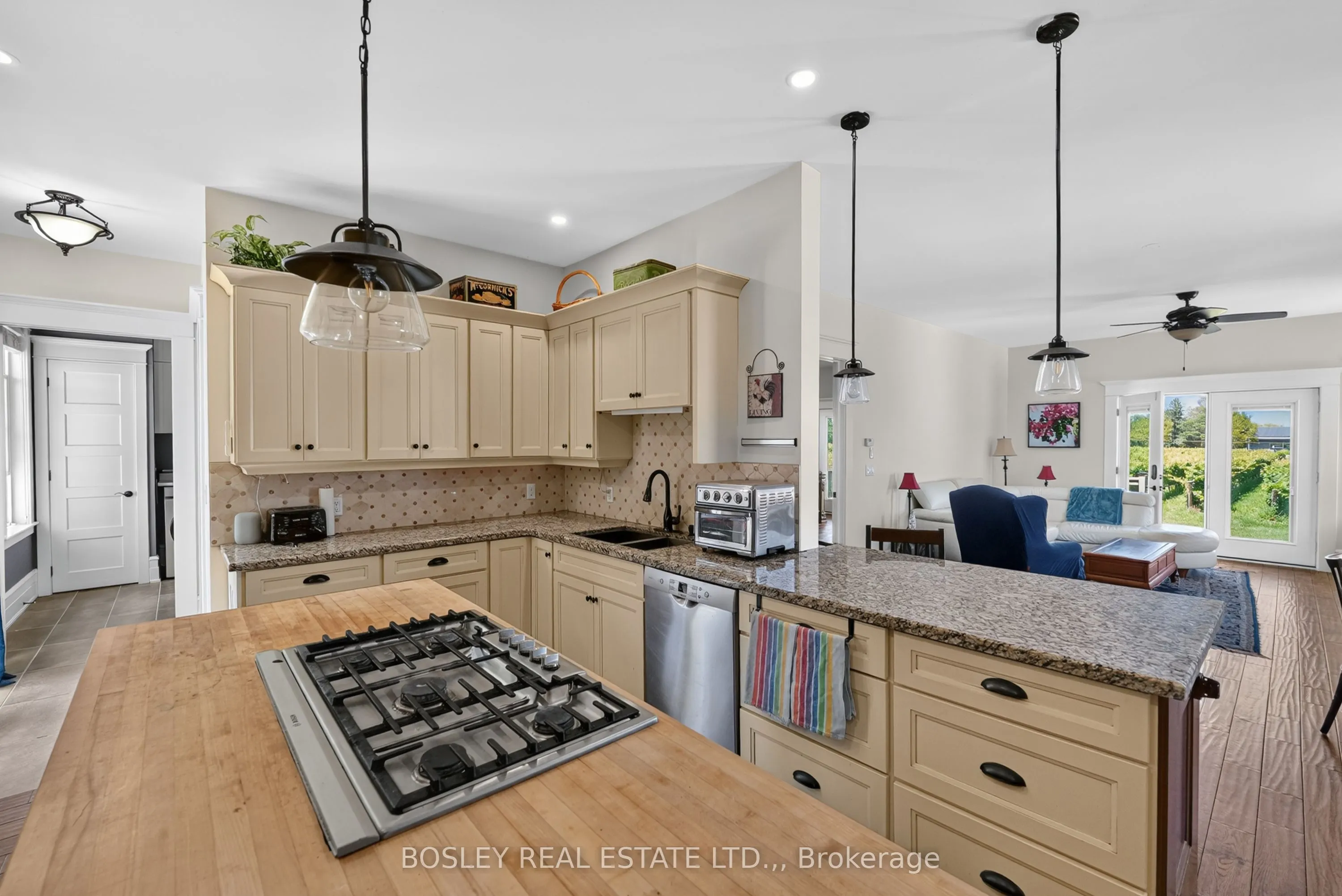1376 York Road