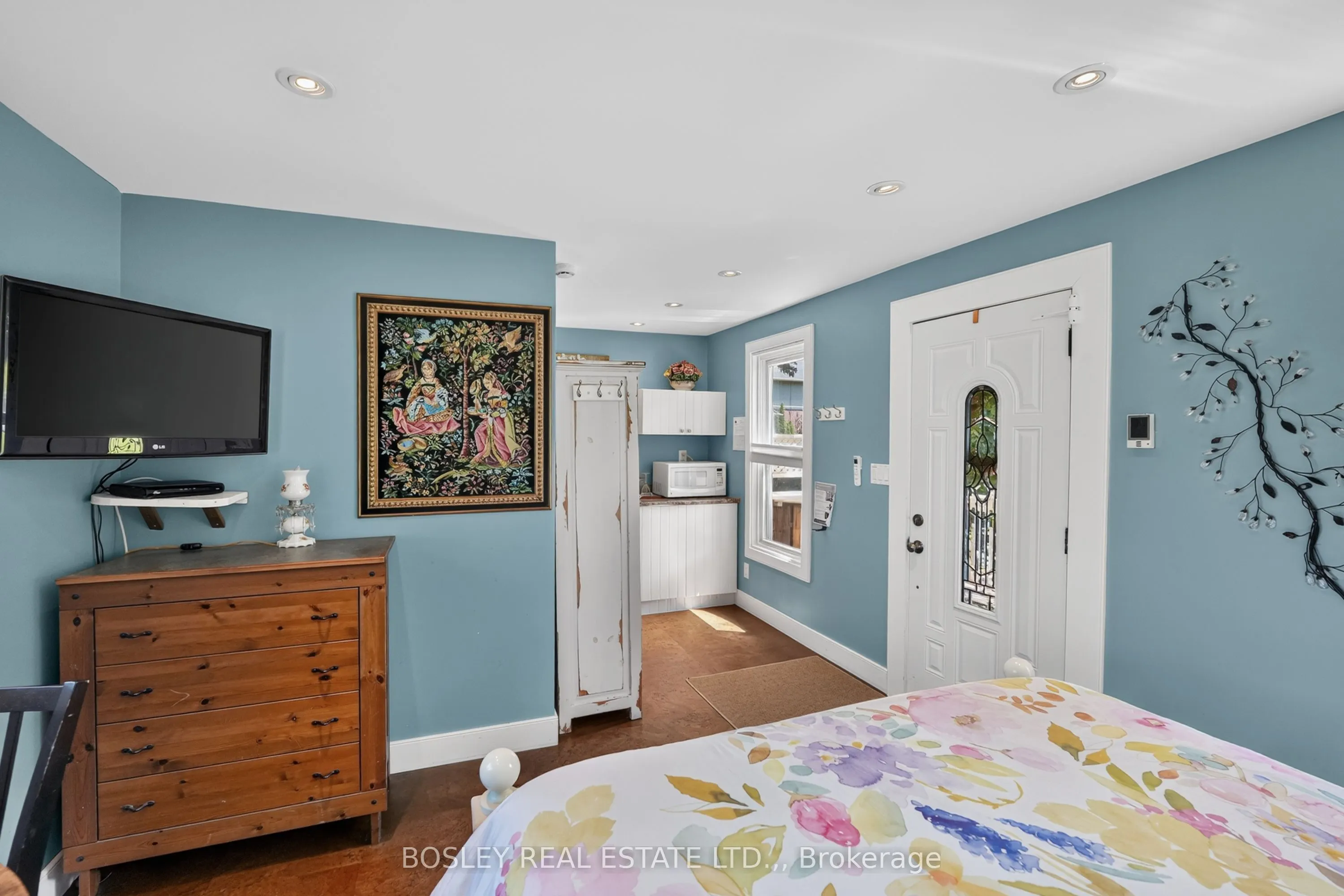 1376 York Road