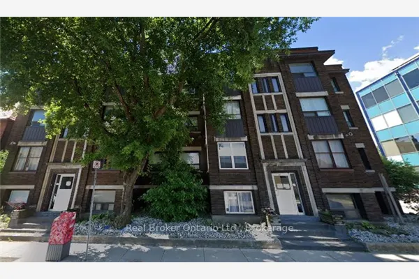 468-476 MAIN Street E