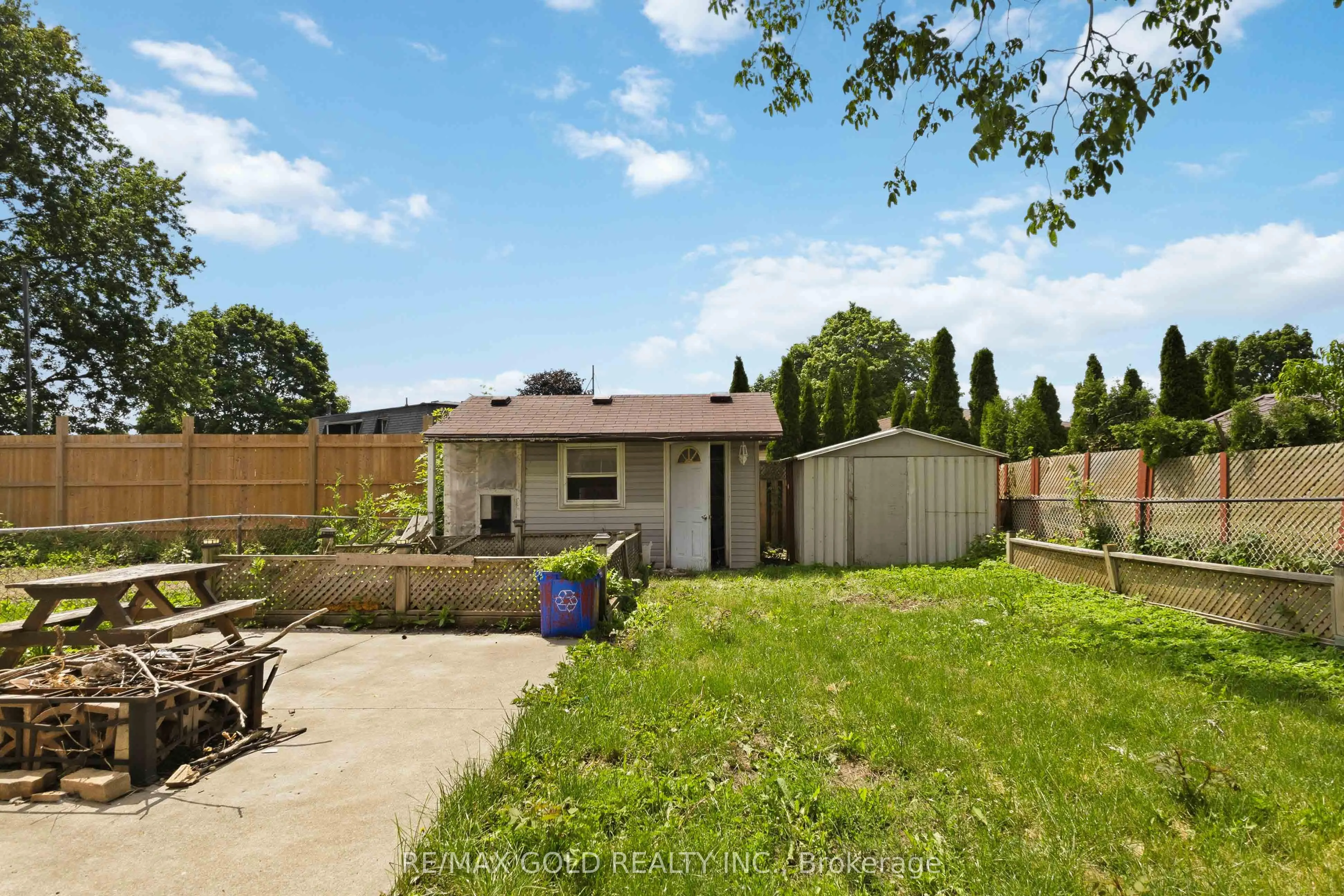 318 Admiral Drive