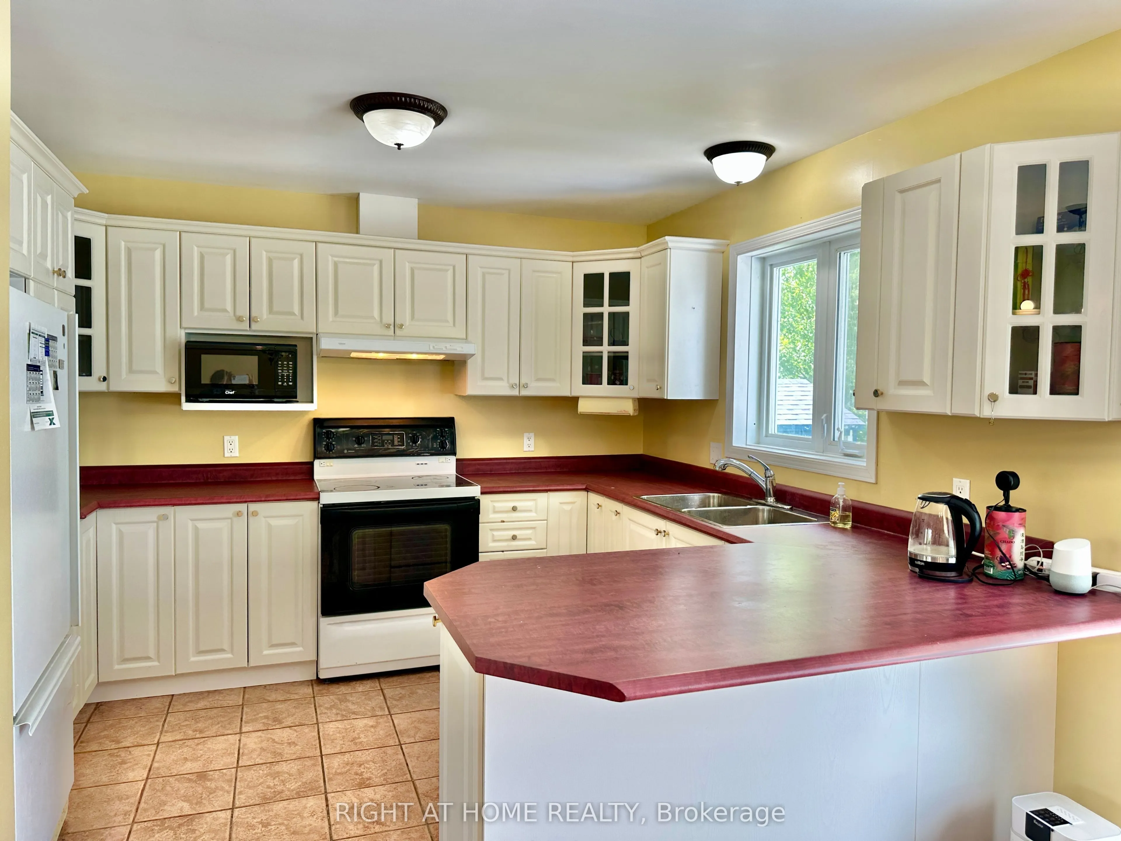 2527 Concession 1 Road