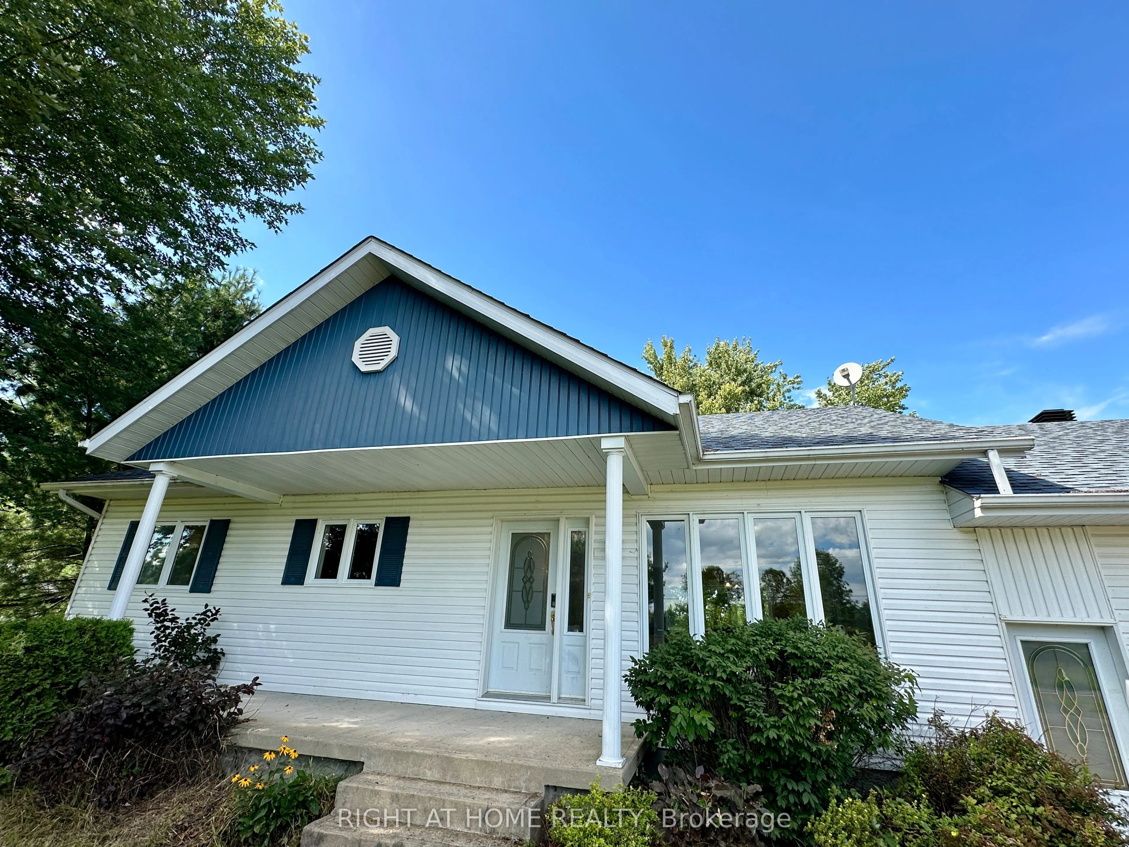 2527 Concession 1 Road