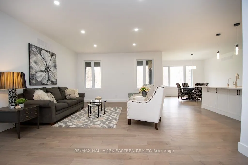 11 Maplewood Court