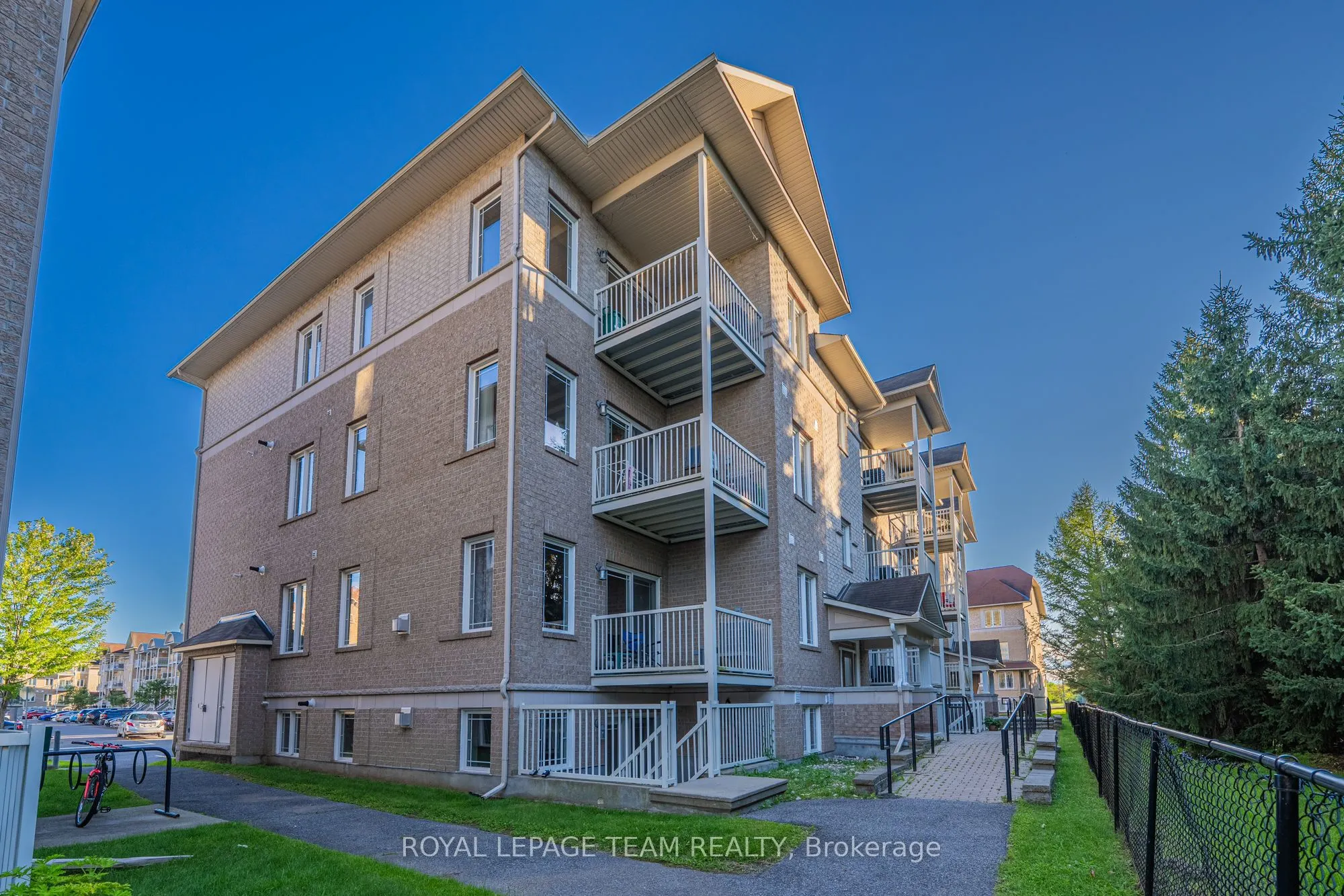 369 Paseo Private #2