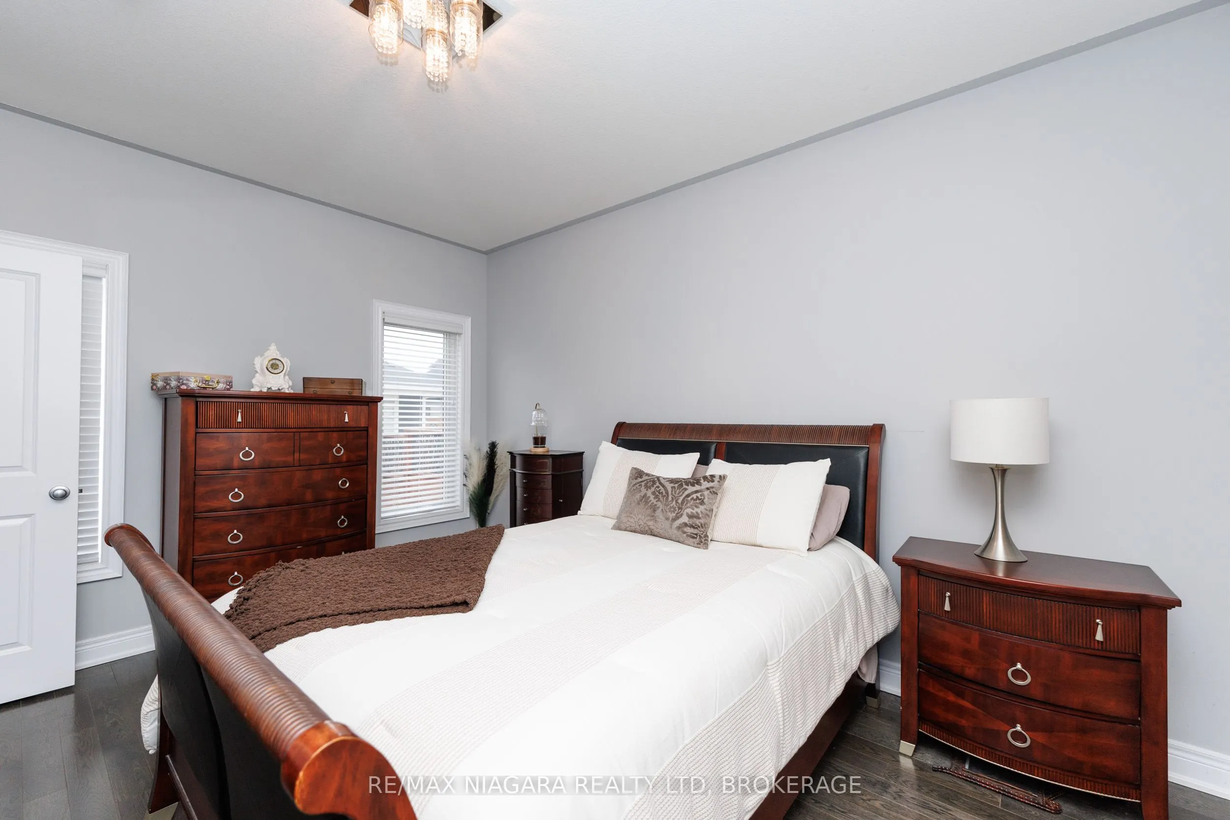 4049 Village Creek Drive