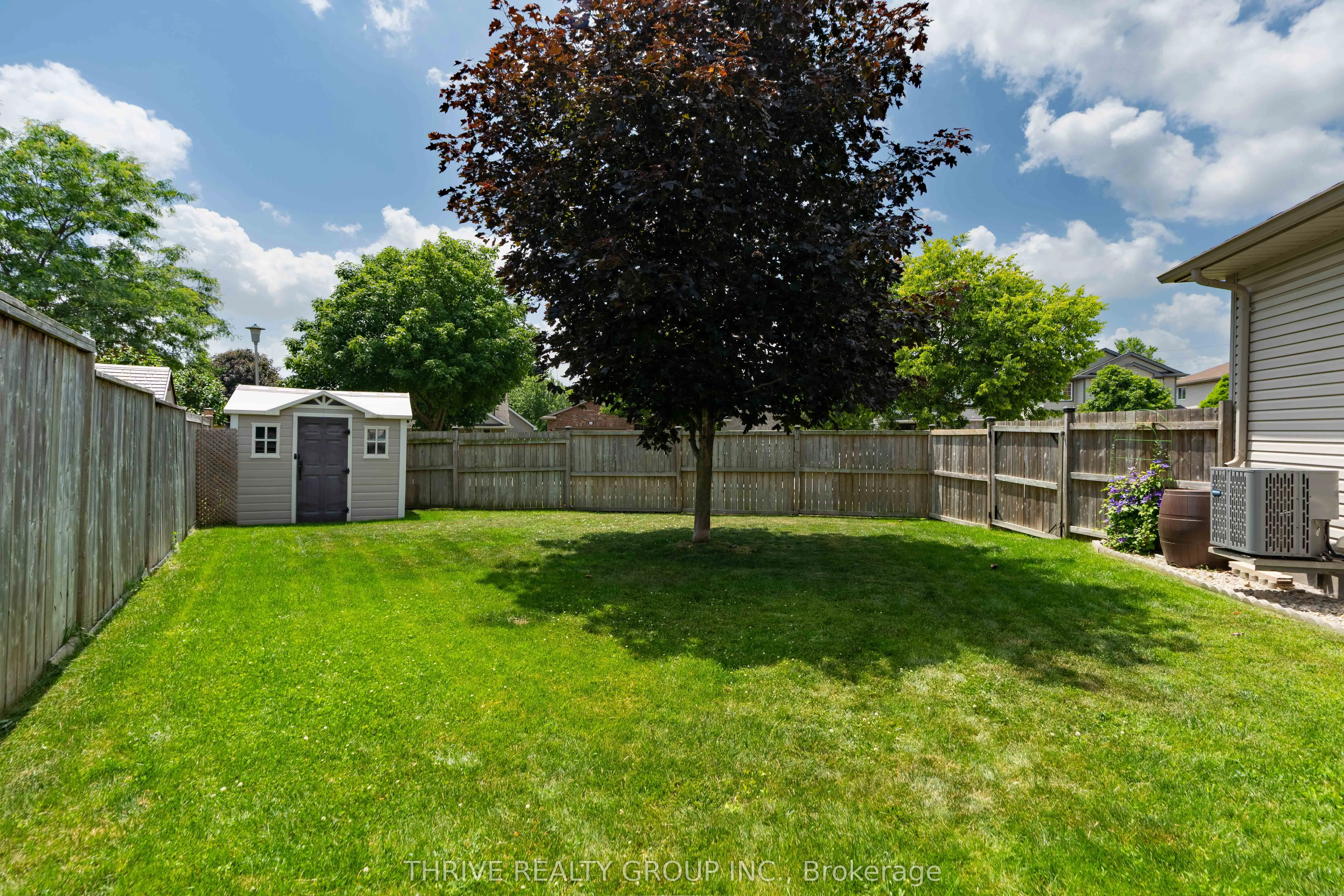 102 LOGGERS Grove