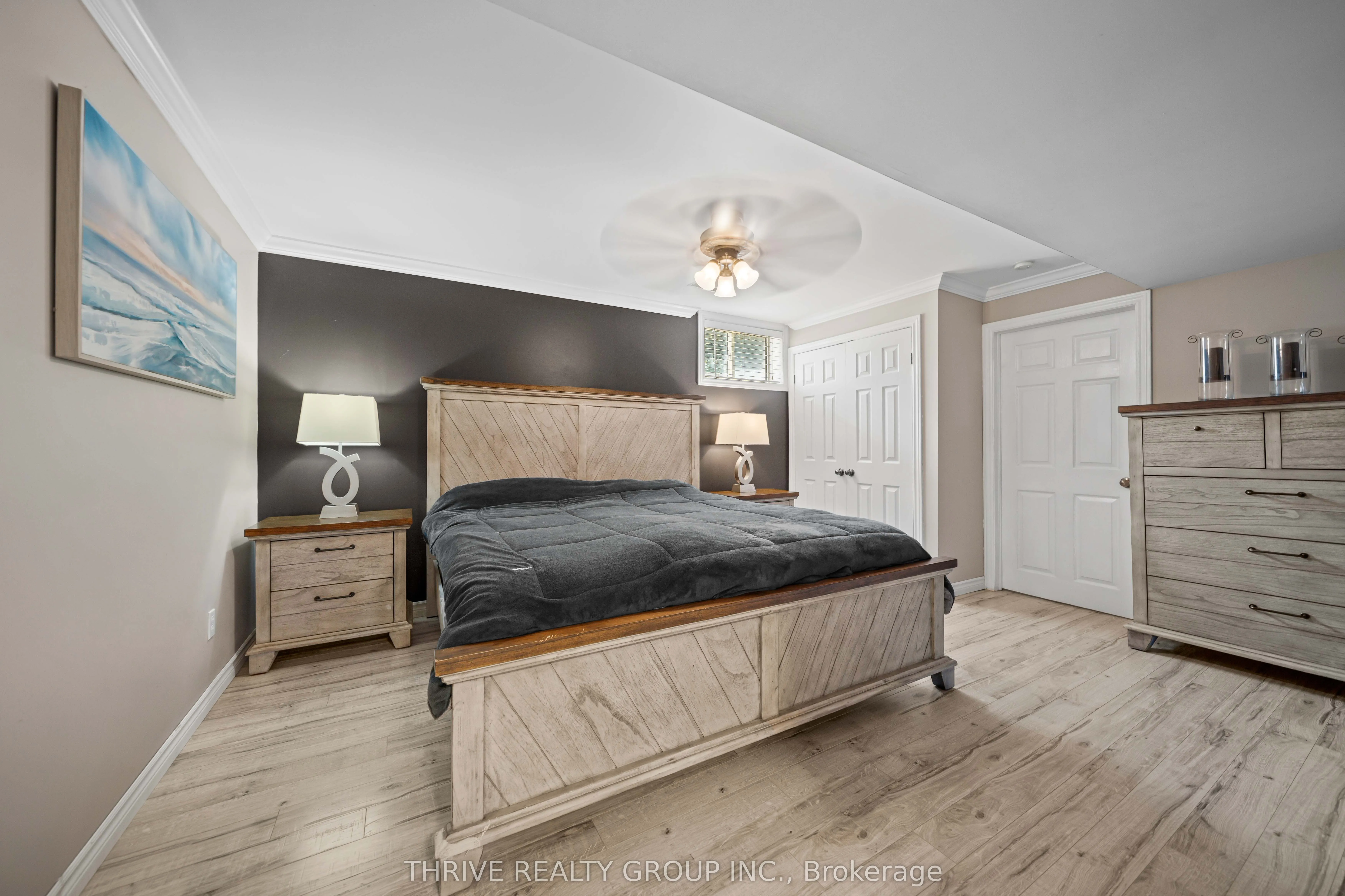 102 LOGGERS Grove
