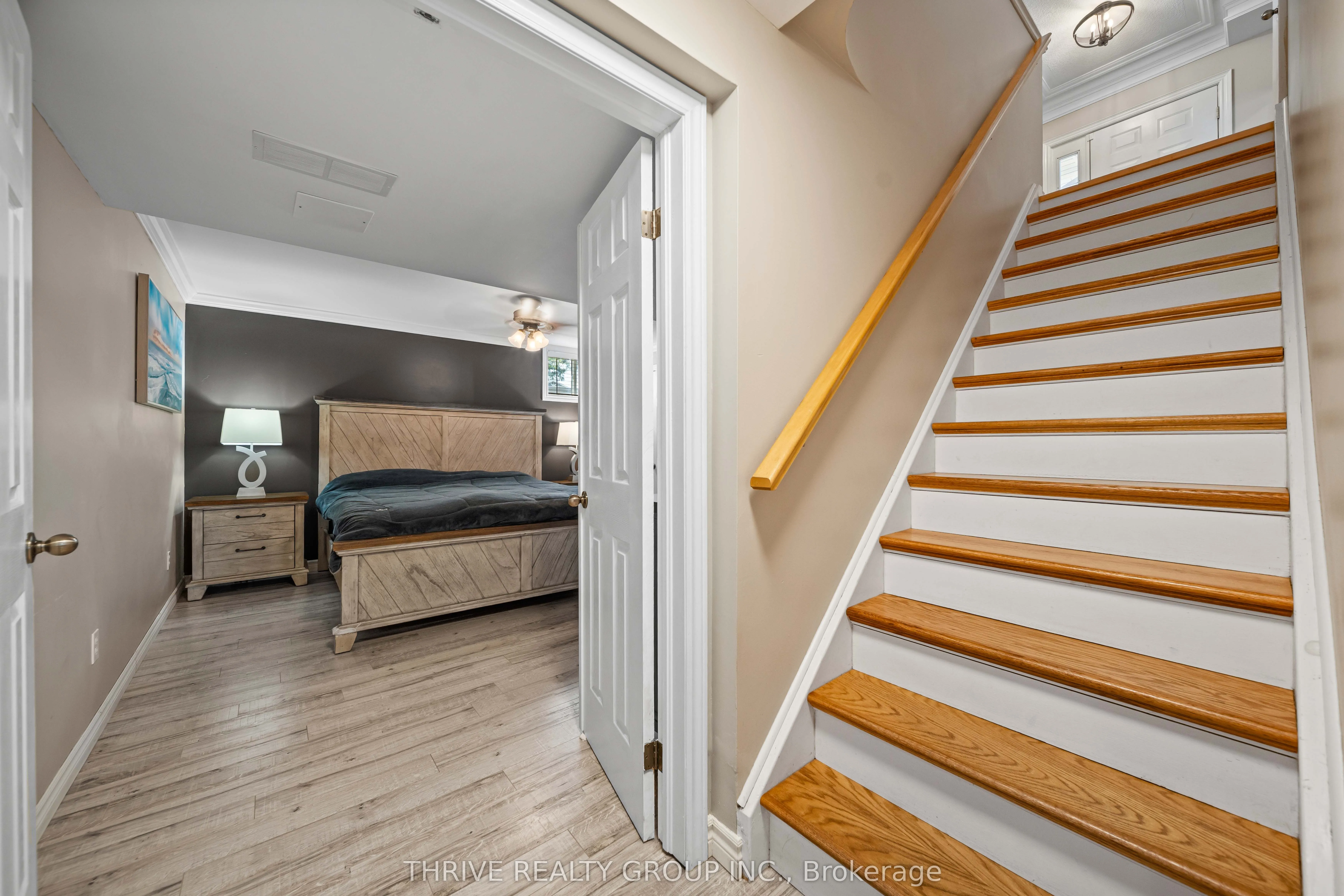 102 LOGGERS Grove